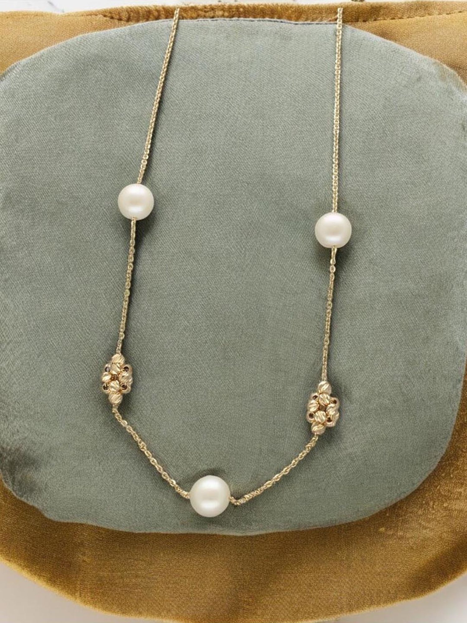 Sri Jagdamba Pearls Ishir 18k Gold Chain for Women & Girls