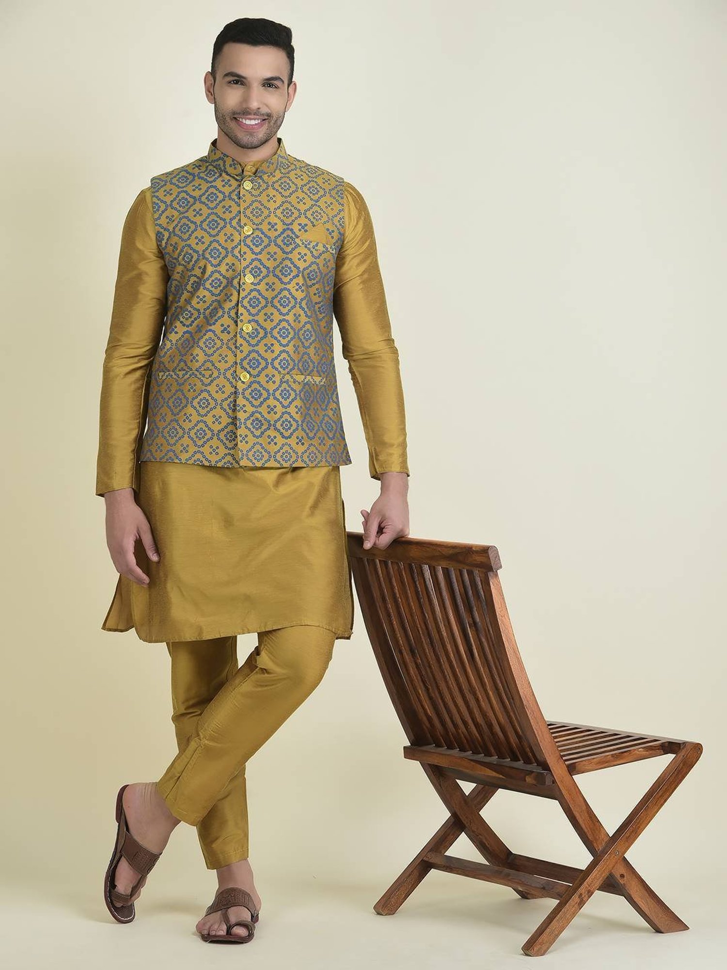 Deyann Yellow Regular Fit Printed Kurta Set With Jacket
