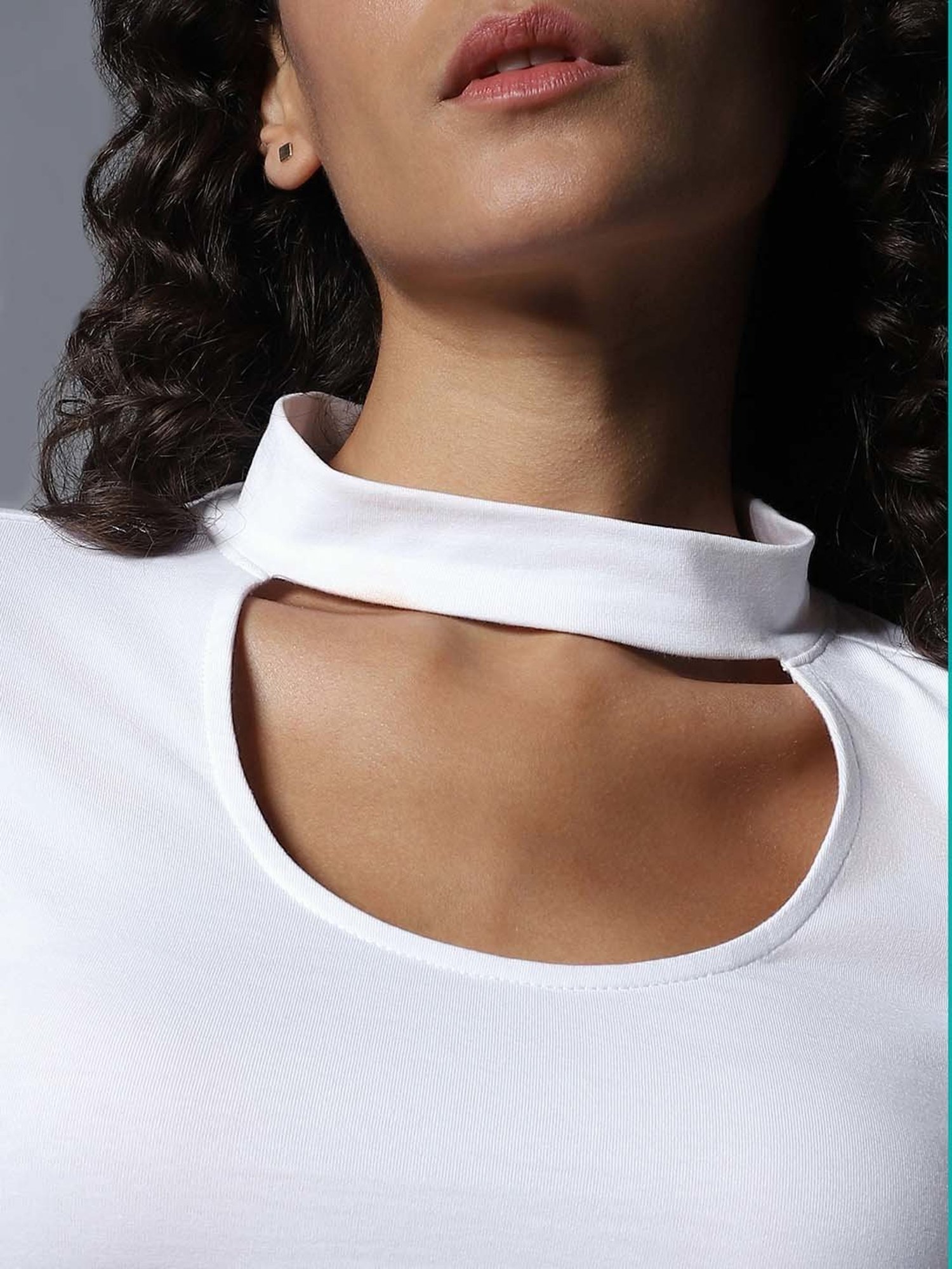 High Star White Crop Top