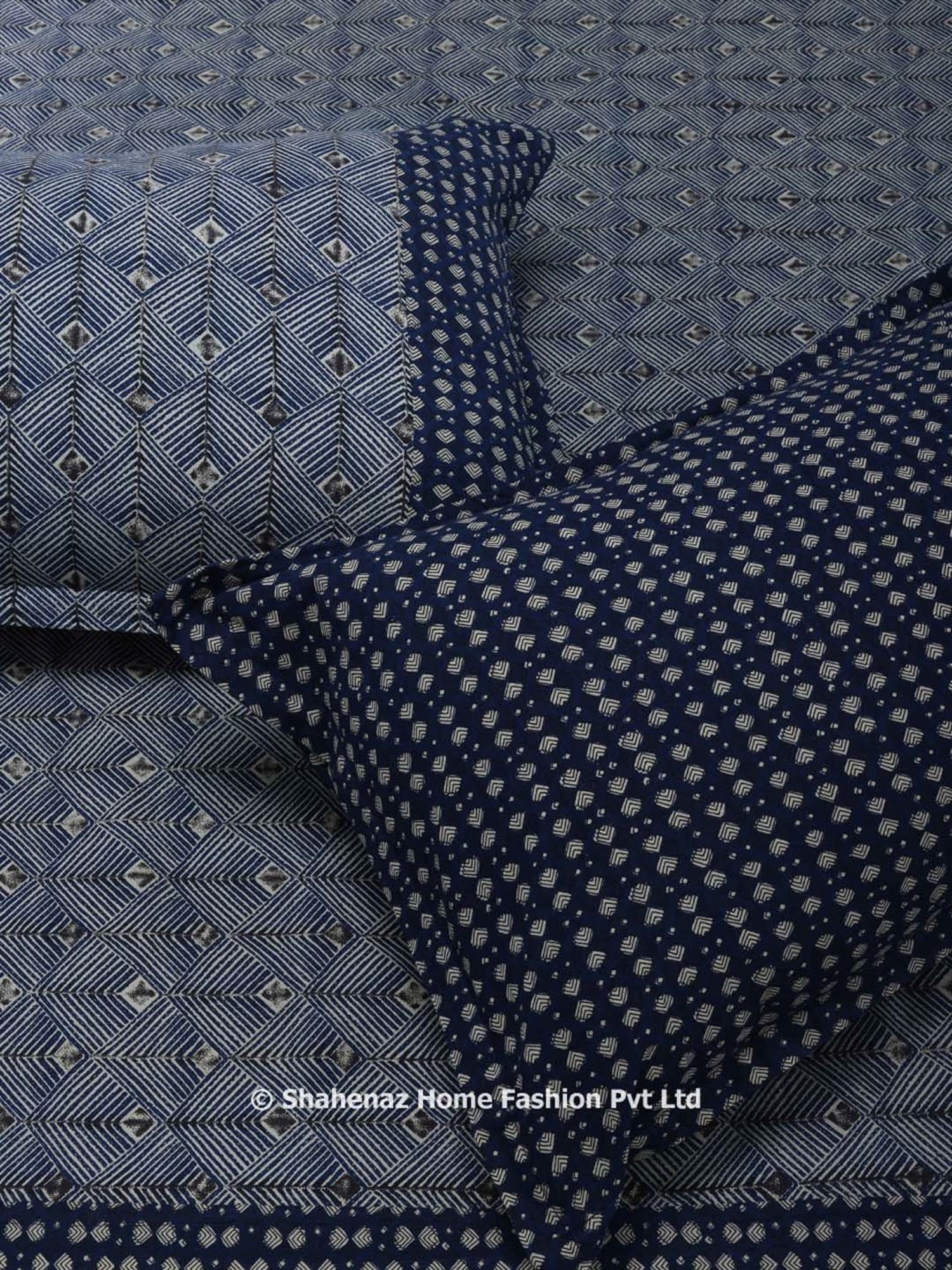 Shahenaz Navy Blue 120 TC Cotton Rahat Double Bedsheet with 2 Pillow Covers