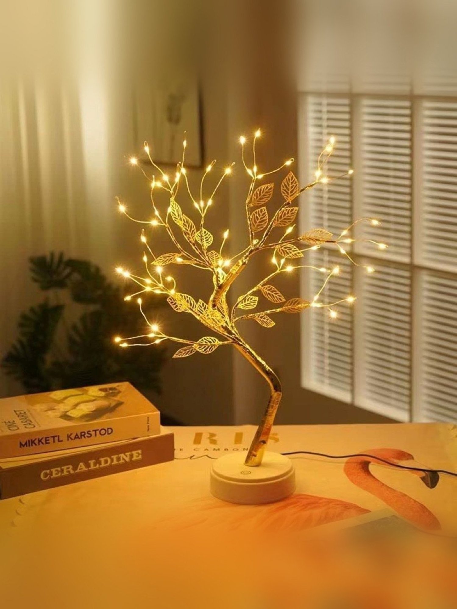 Xergy 20 inch Tabletop Bonsai Tree Light with 24 Golden Leaf Spirit Tree Lamp (Warm white)