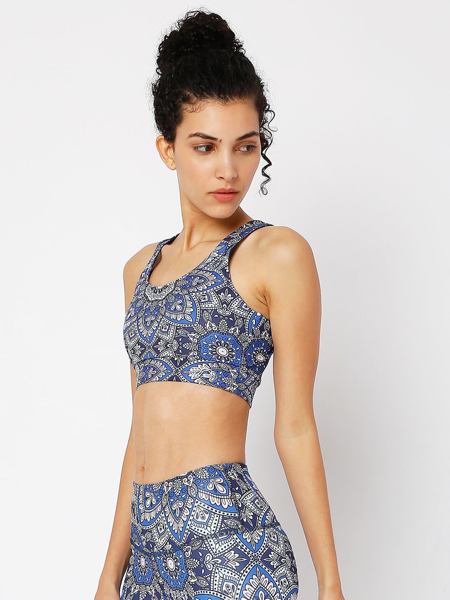 SILVERTRAQ Blue Printed Crop Top