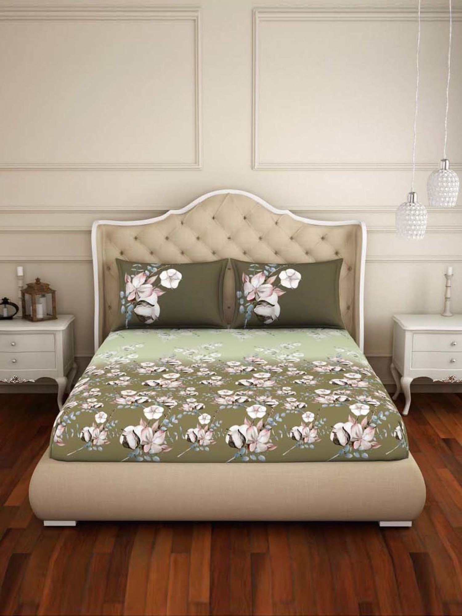 Welspun Printed Green Cotton Double Fitted Bed Sheet with 2 Pillow Covers