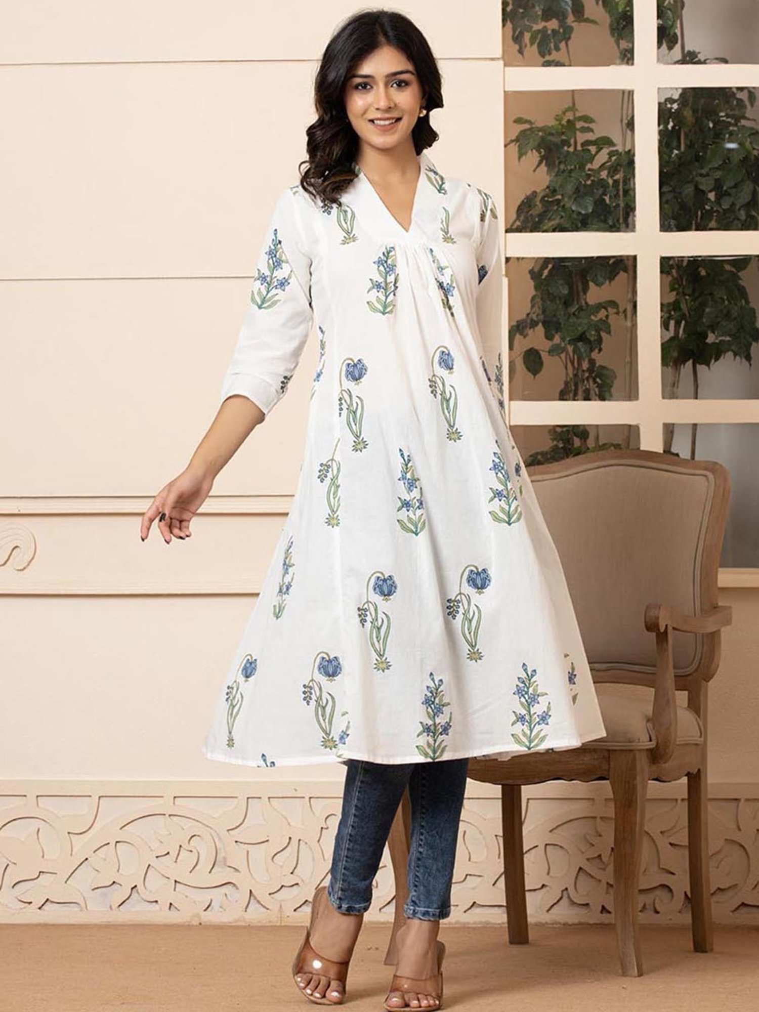 Yufta White Cotton Floral Print A Line Kurta