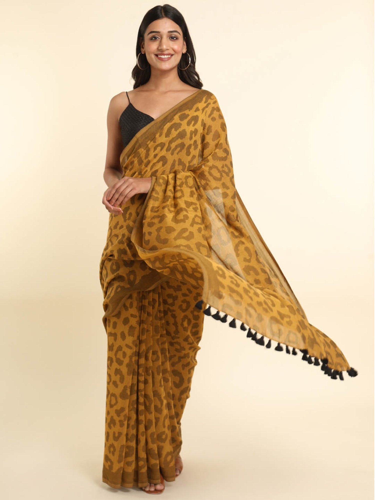 Suta Mustard Printed Saree Without Blouse