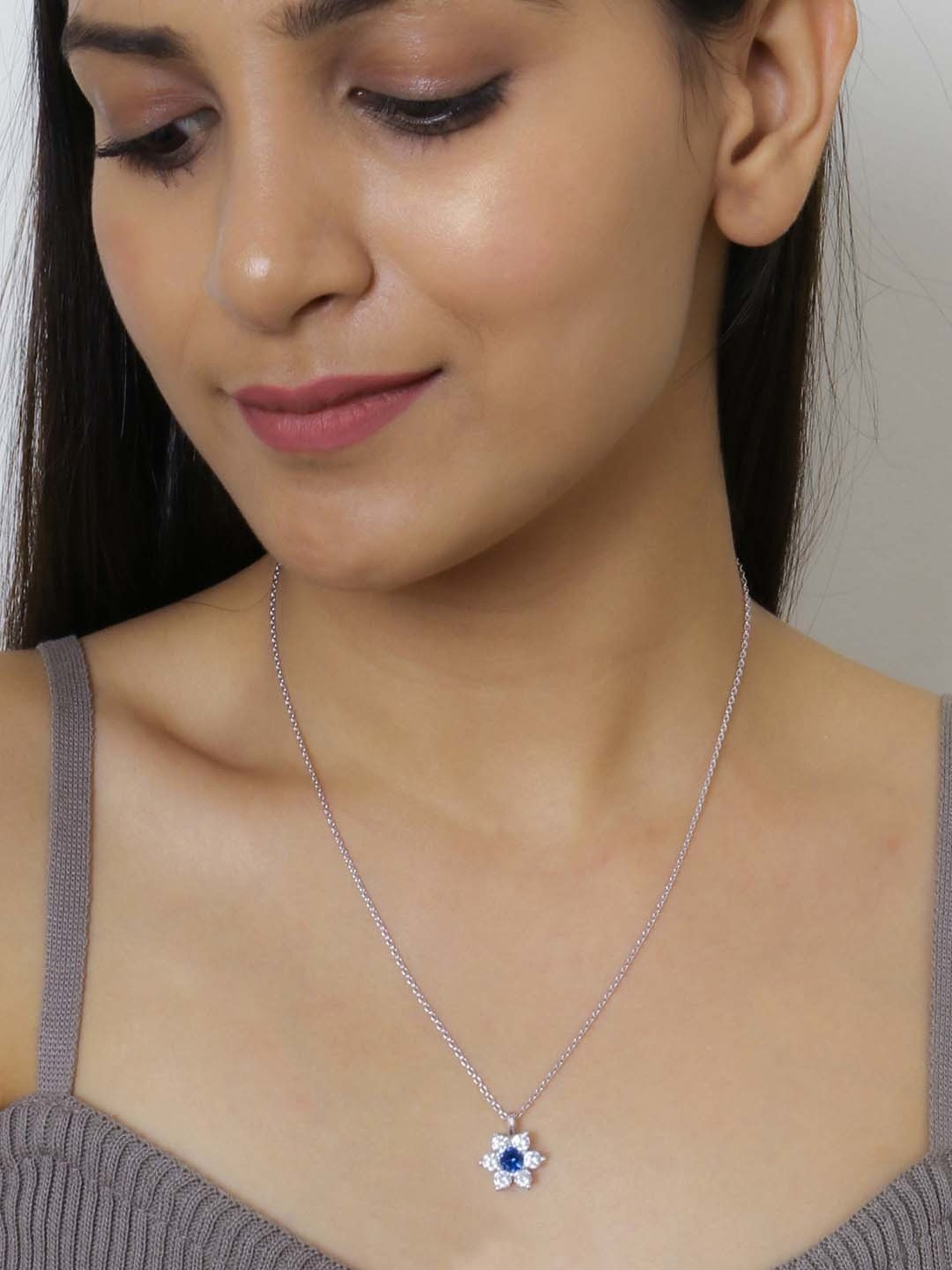 Ornate Jewels 92.5 Sterling Silver Pendant with Chain for Women