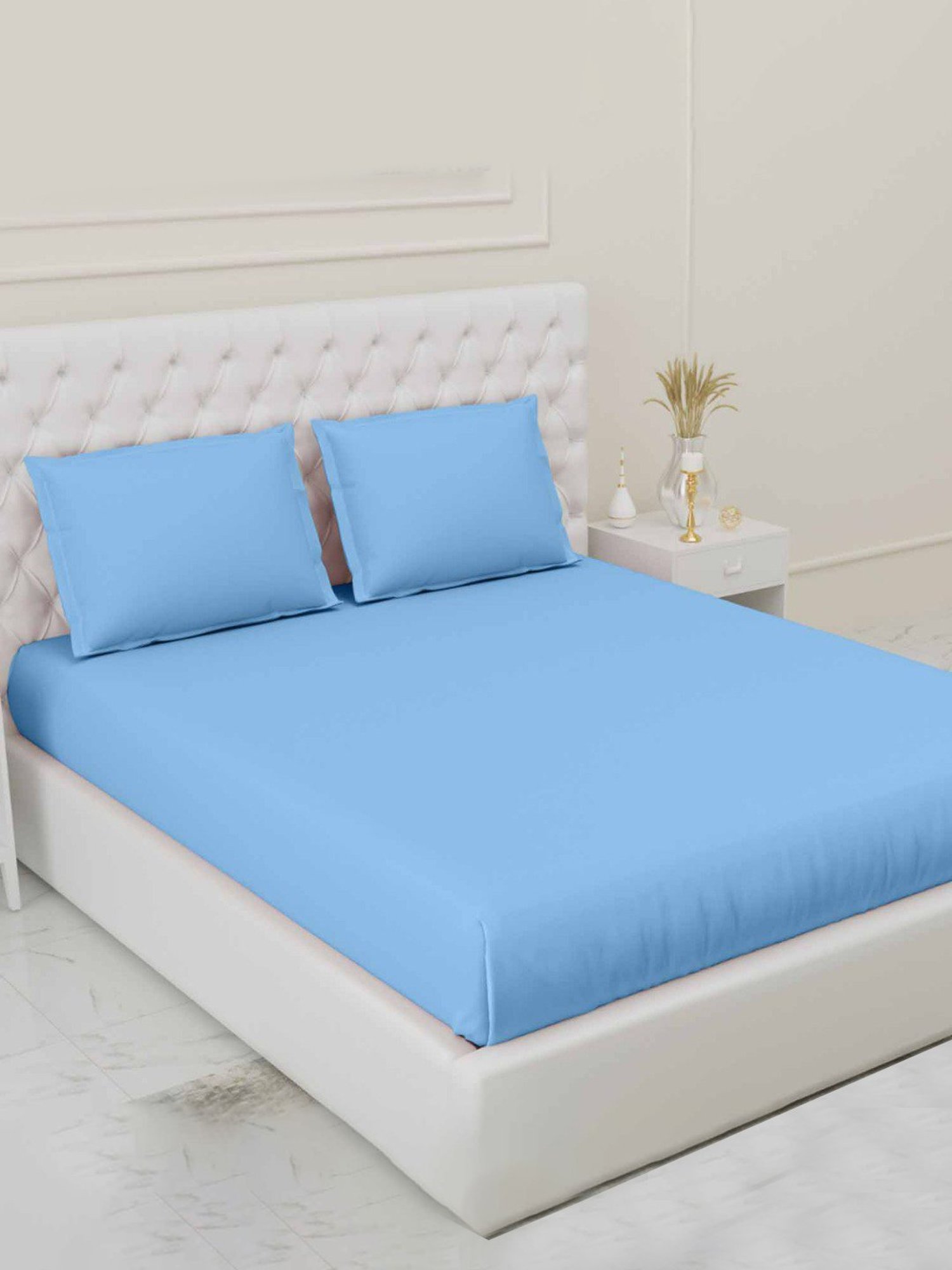 Haus & Kinder Solid Blue 300 TC Cotton Bed Sheet with 1 Pillow Cover