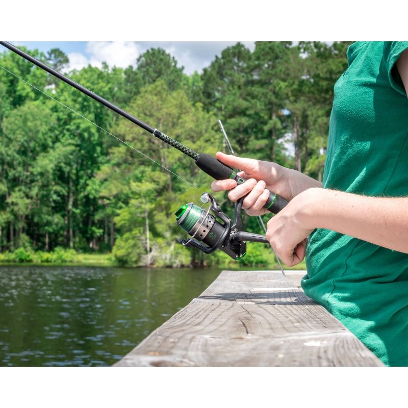 Shakespeare Ugly Stik GX2 Youth Spinning Combo