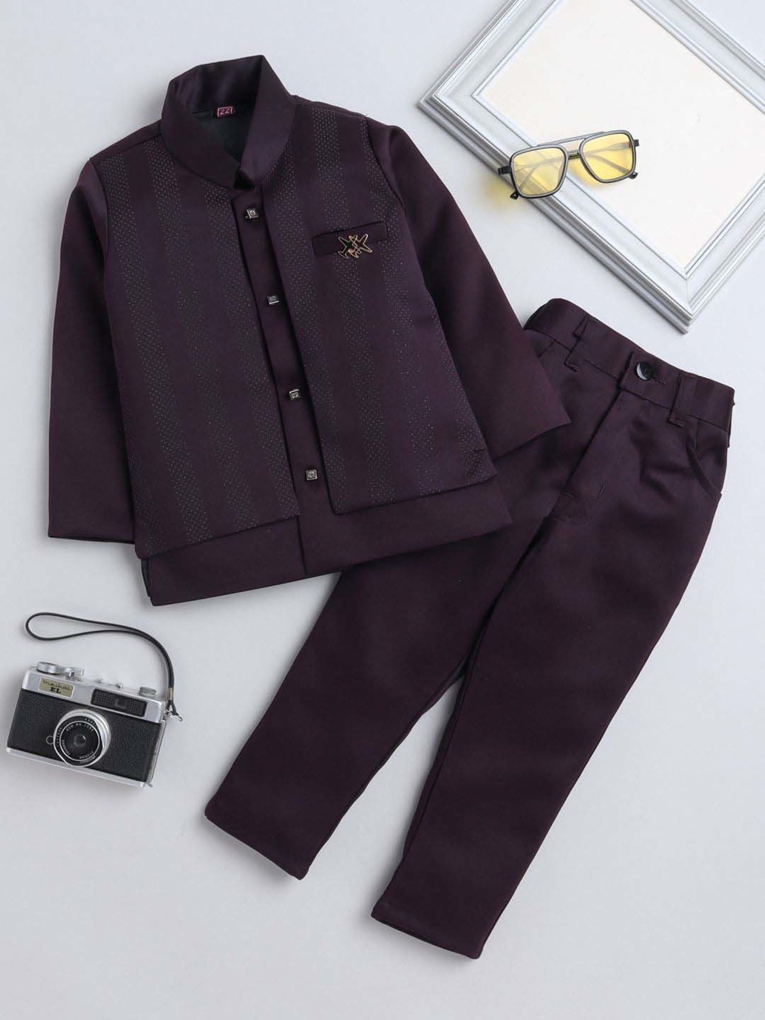 Fourfolds Boys Wine Solid Full Sleeves Clothing Set