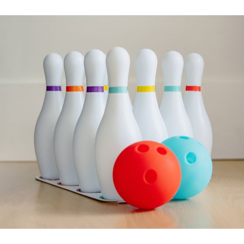 Chuckle & Roar 10 Pin Kids Bowling Set