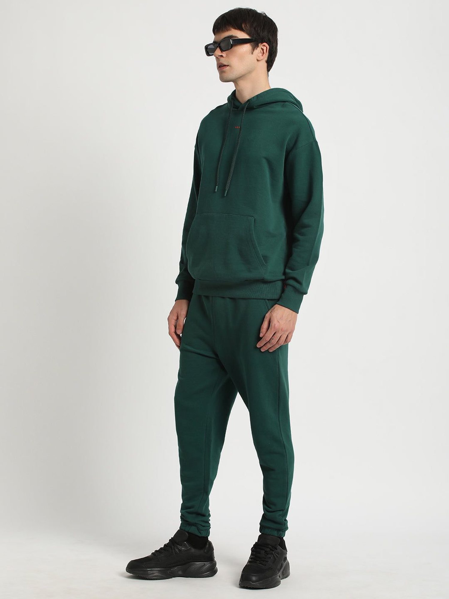 The Bear House Green Cotton Regular Fit Hooded Sweatshirt