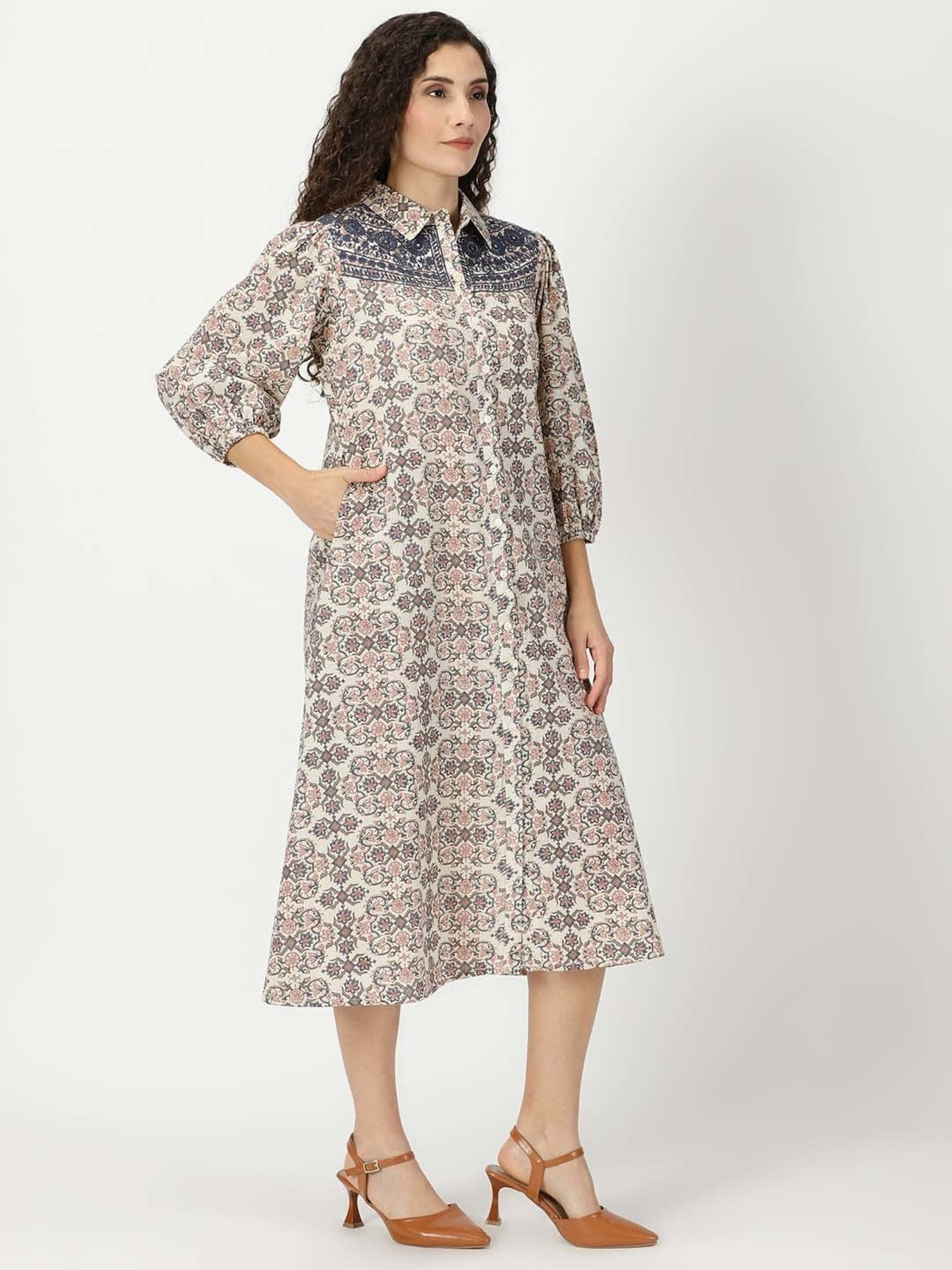 Saffron Threads Cream Printed Ethnic Dresses