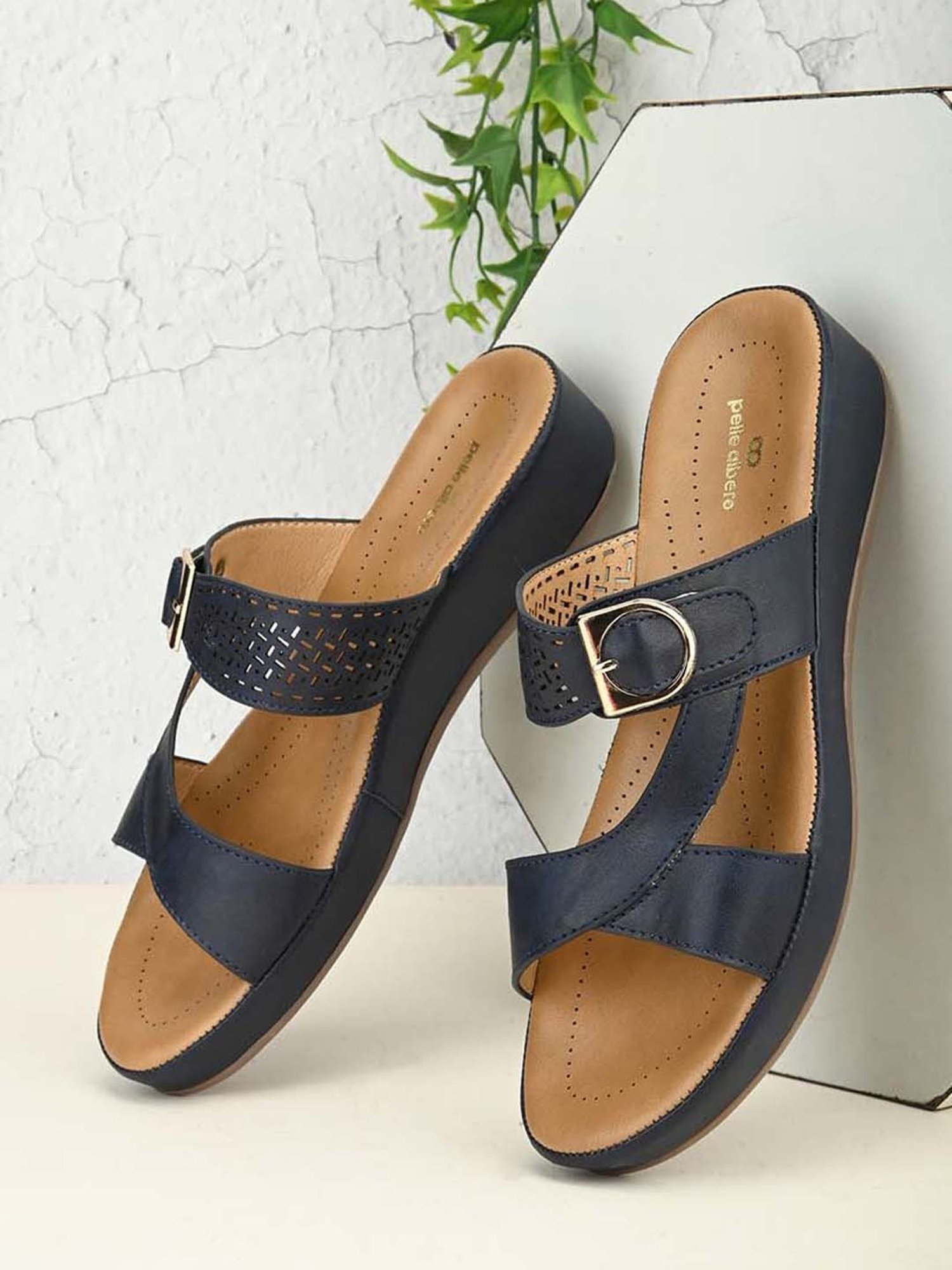 Pelle Albero Women's Blue Casual Wedges