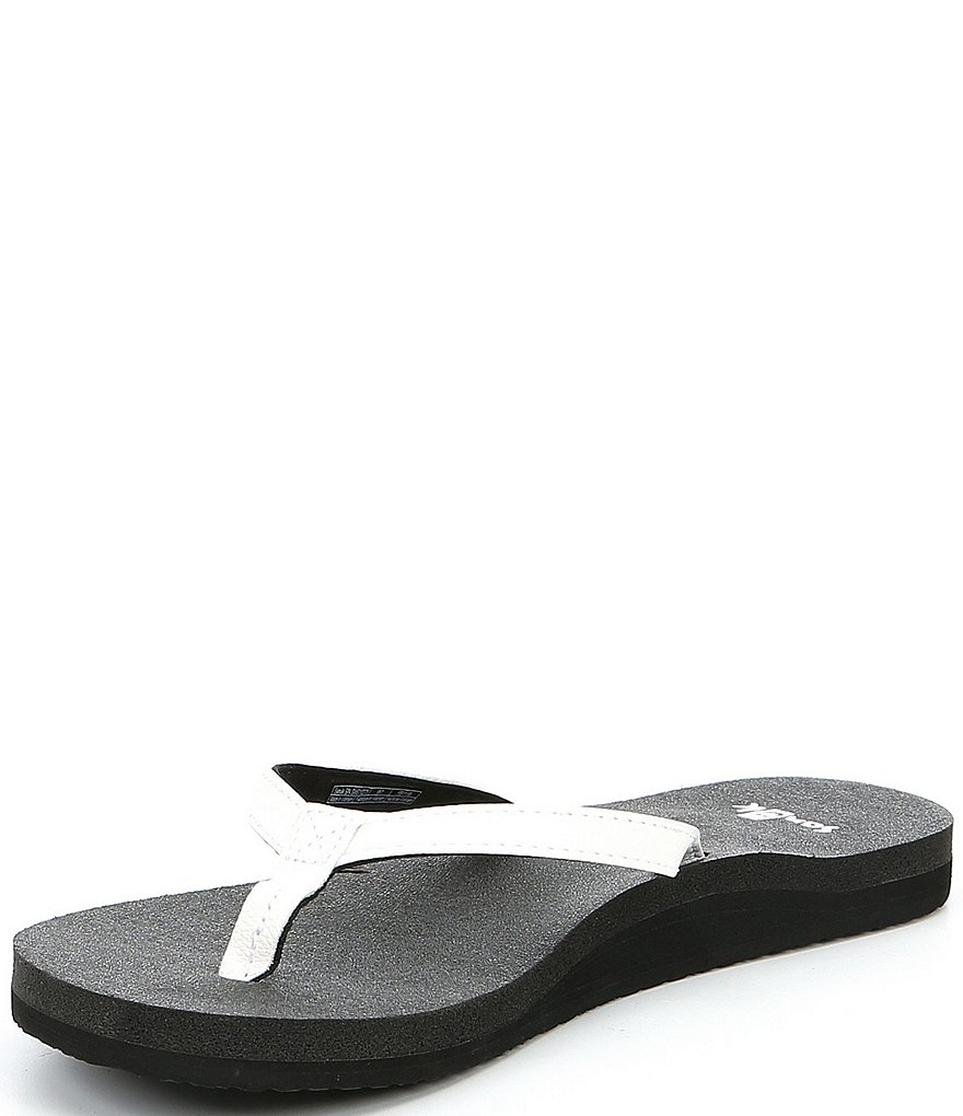 Sanuk Women's Yoga Joy Thin Strap Flip Flops