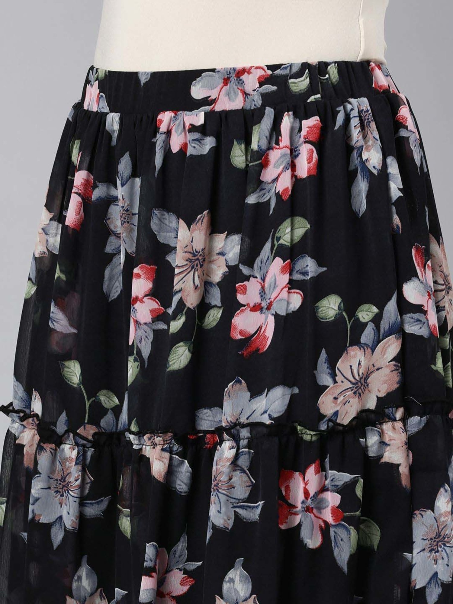 TWIN BIRDS Black Floral Print A-Line Skirt