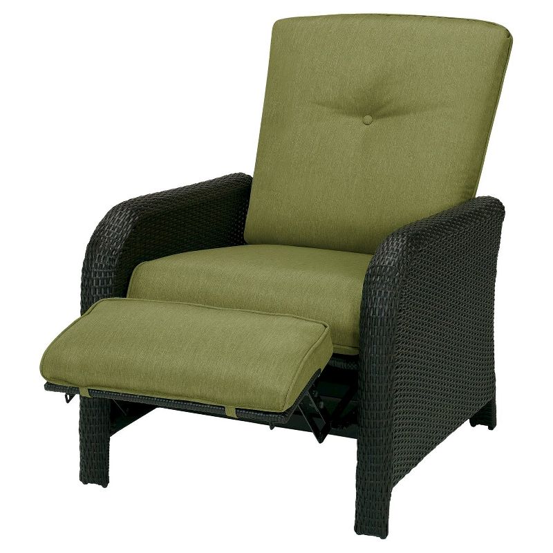 Hanover Outdoor Strathmere Luxury Recliner - Cilantro Green