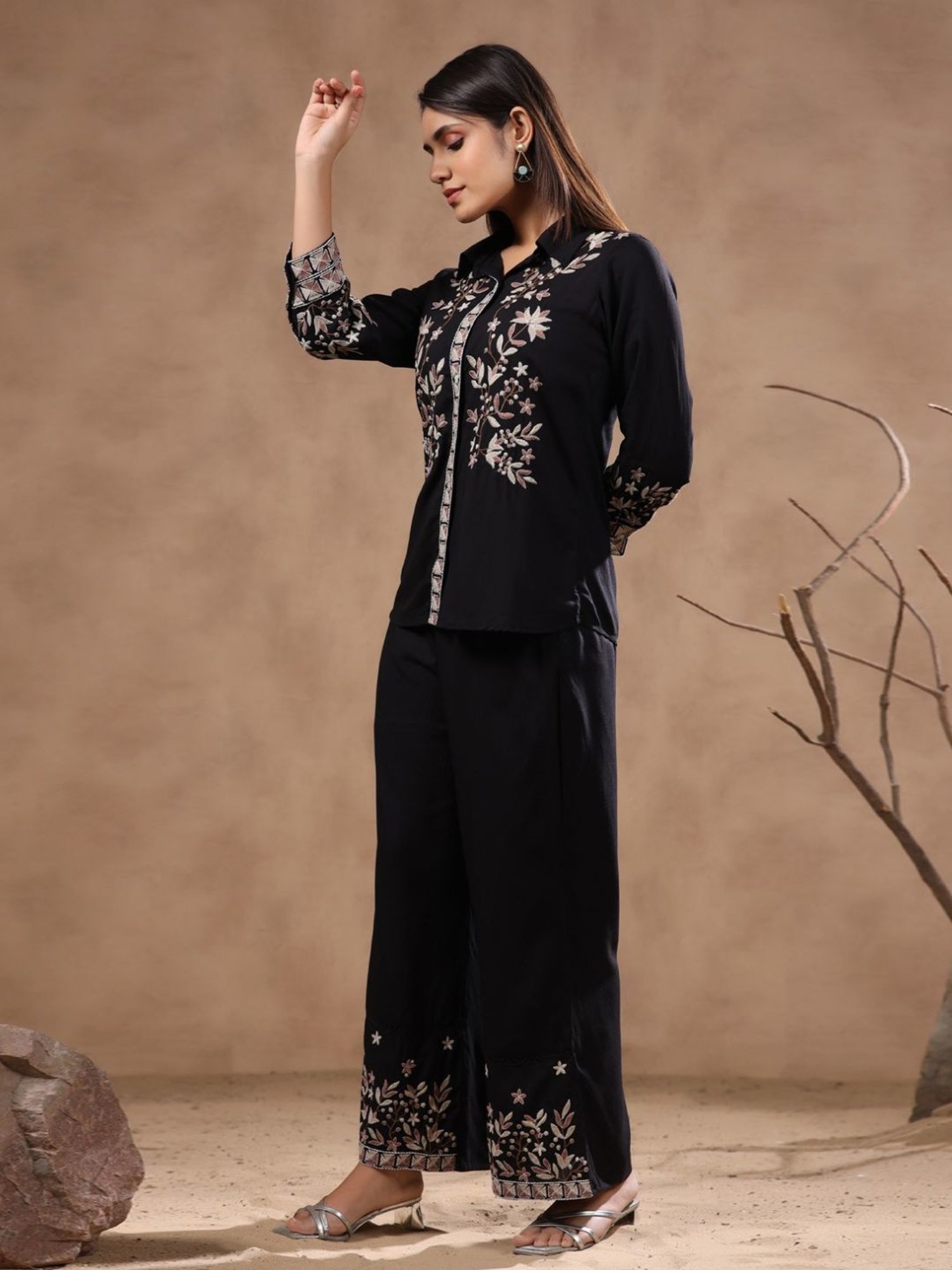 Kaftanize Shadow Petal Noir Embroidered Cotton Western Set