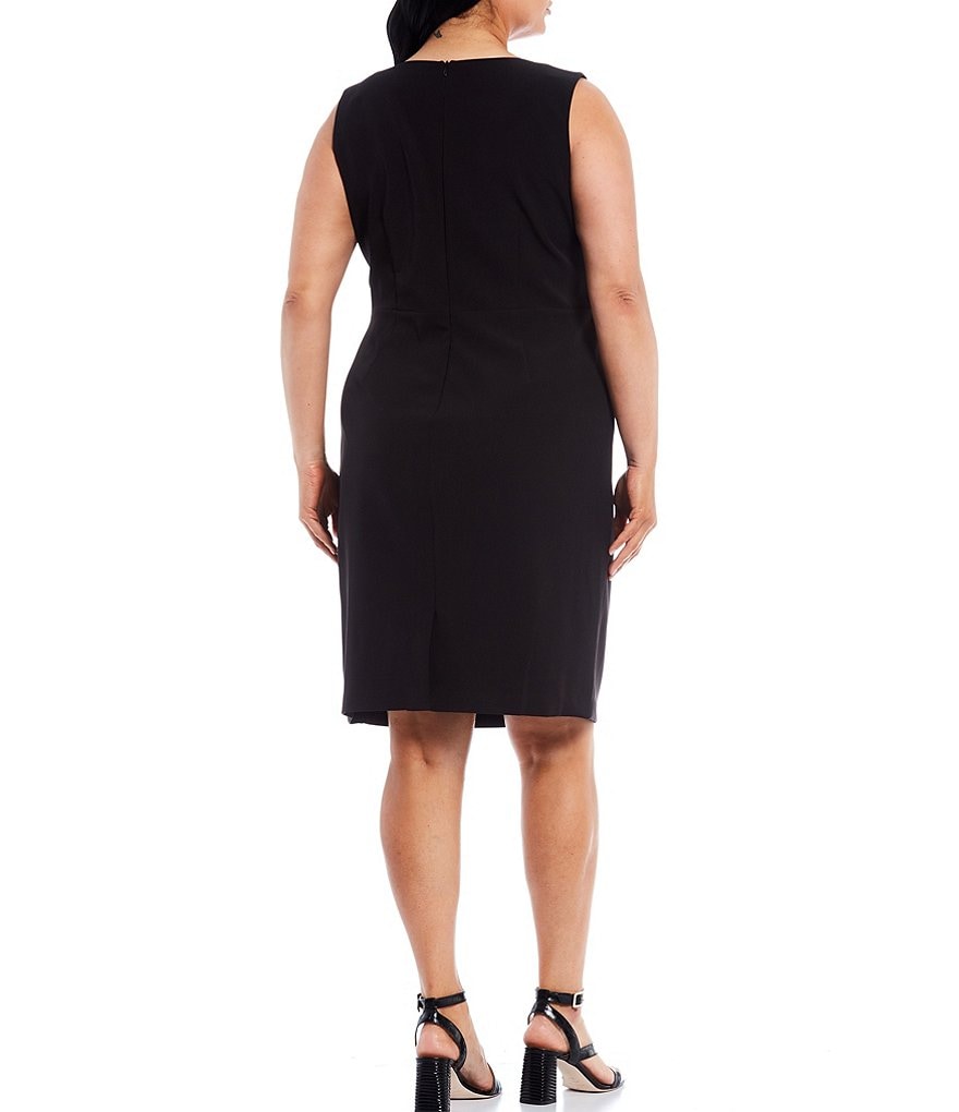 Jessica Howard Plus Size Sleeveless V-Neck Pleated Sheath Dress