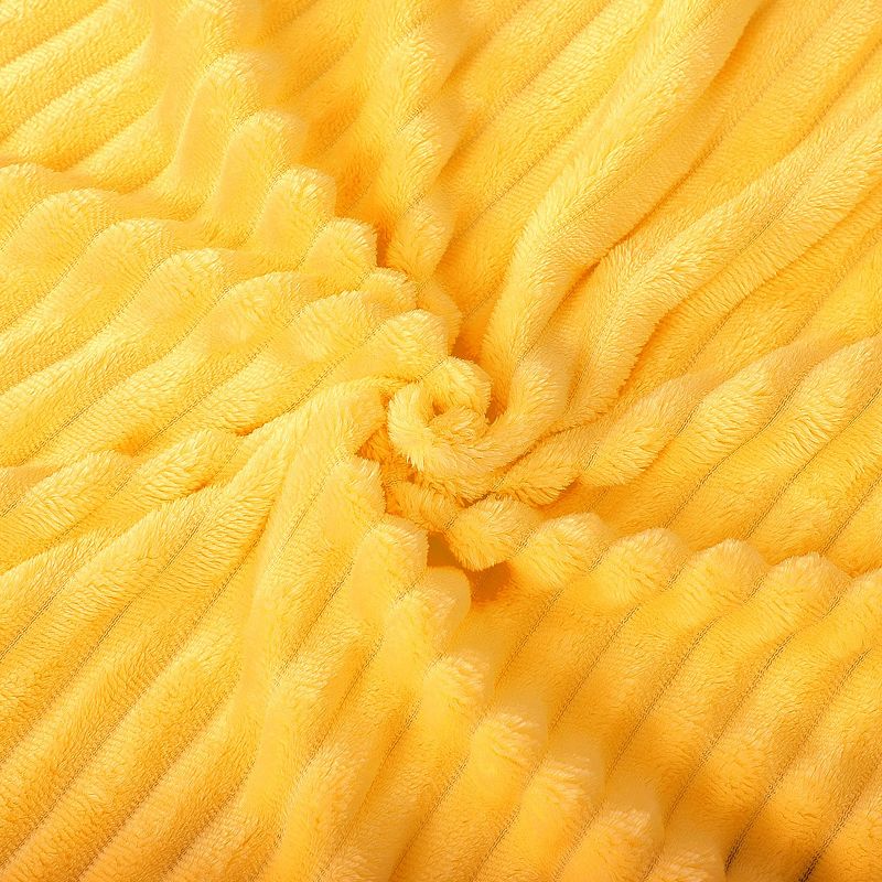 1 Pc Queen Faux Fur Lambswool Reversible Plaid Pattern Bed Blankets Purple  - PiccoCasa