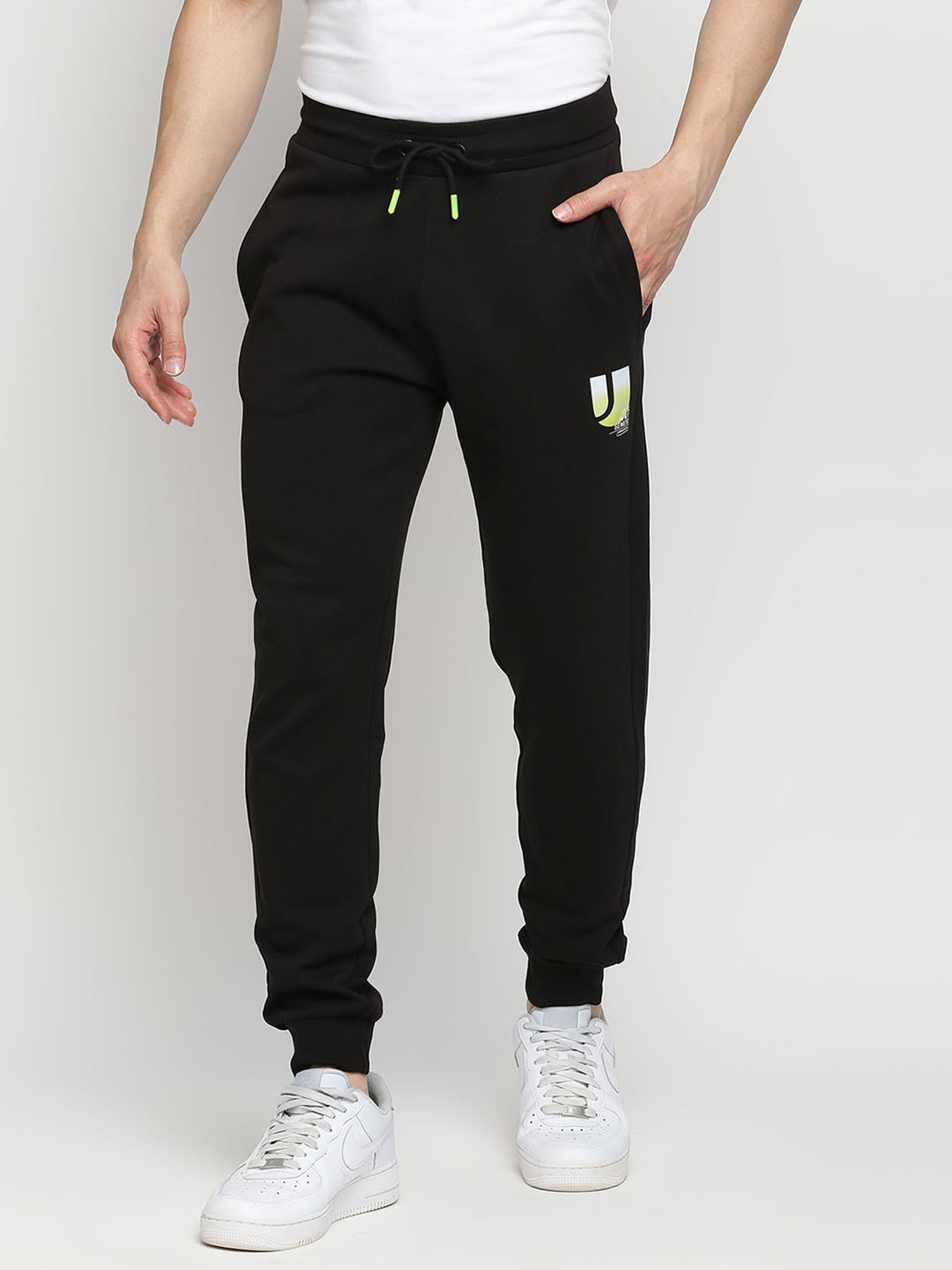 UnderJeans by Spykar Black Cotton Regular Fit Joggers