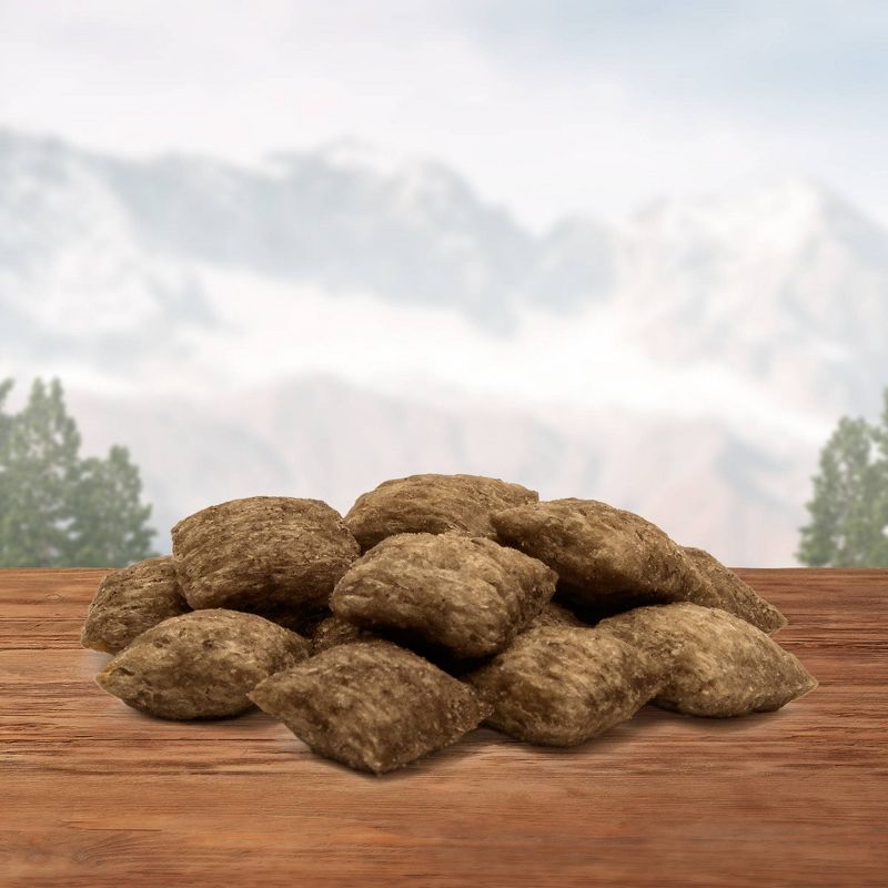 Blue Buffalo Wilderness Grain Free Trout Flavor Crunchy Cat Treats - 2oz