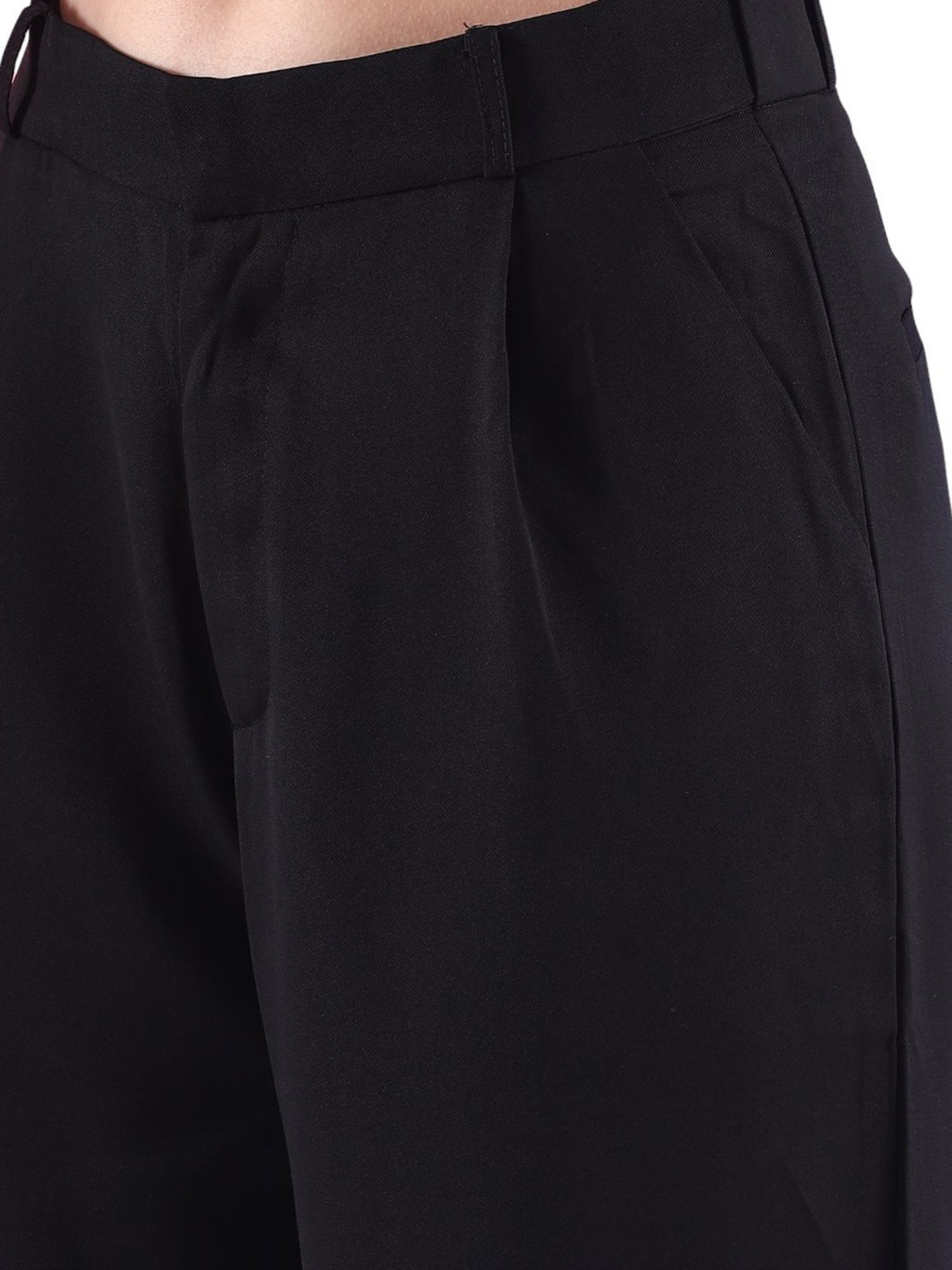 FITHUB Black Regular Fit High Rise Trousers