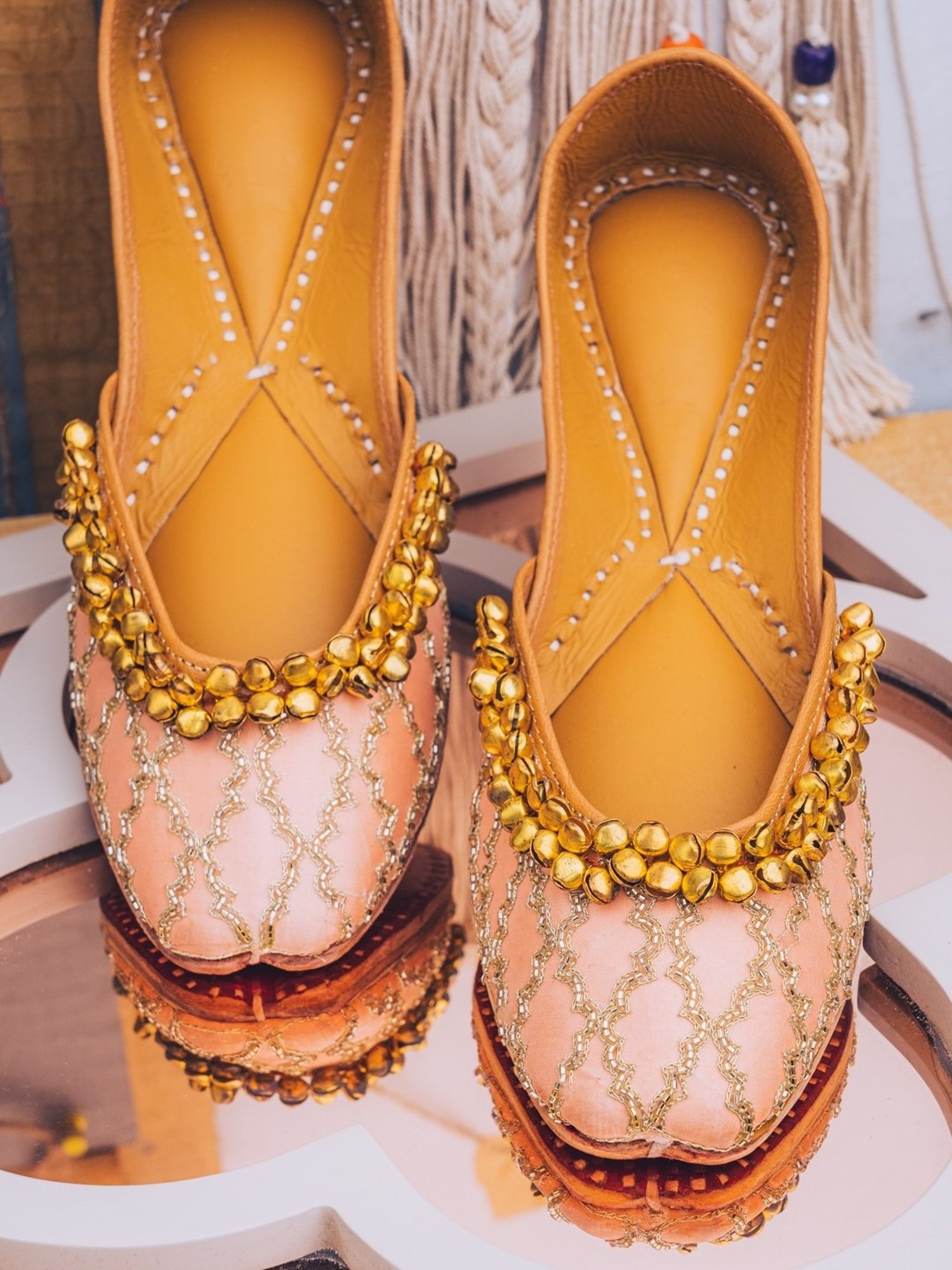 NR by Nidhi Rathi Women's Pink Ethnic Juttis