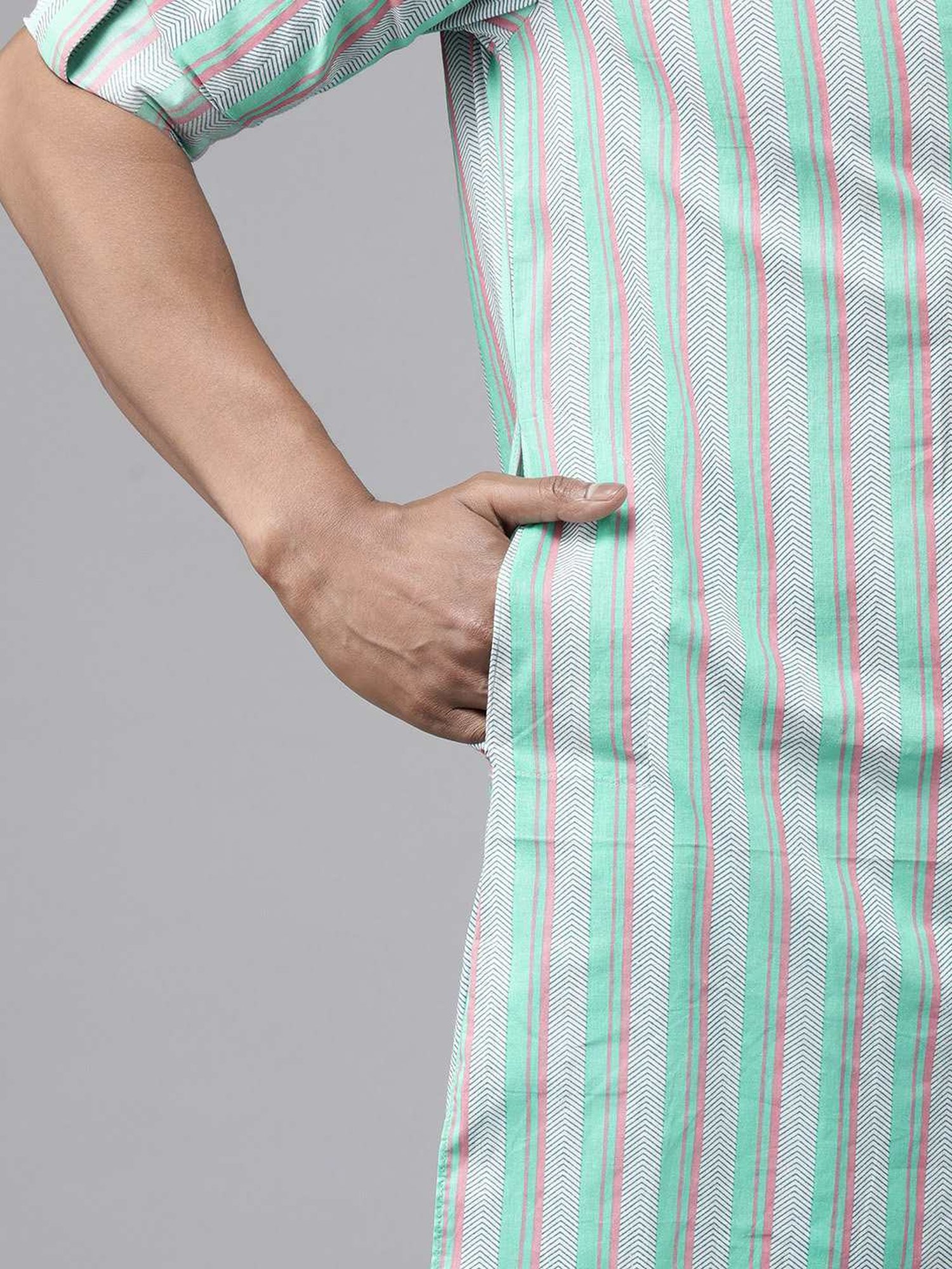 See Designs Green & White Cotton Regular Fit Printed Kurta Bottom Set