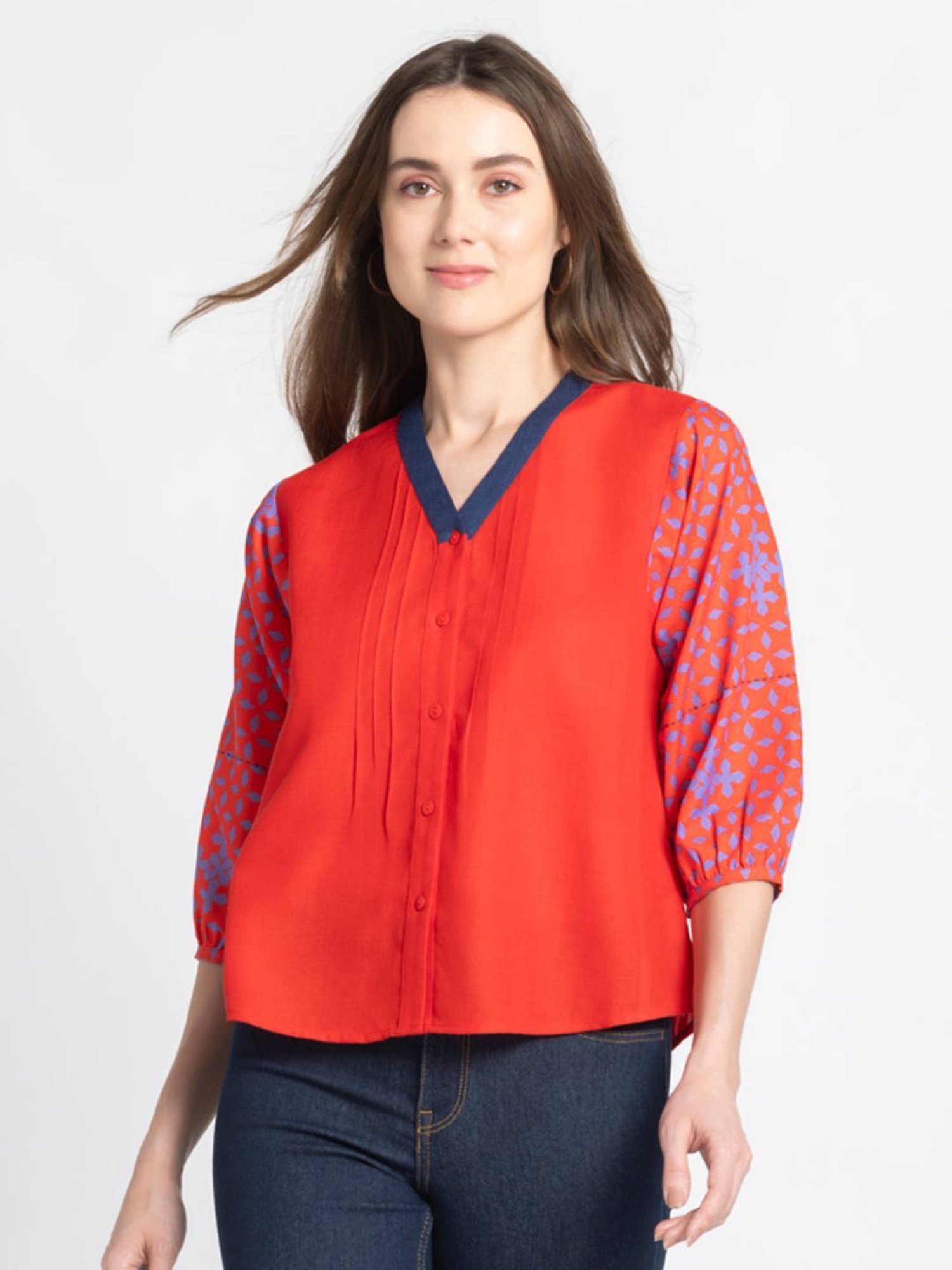 SHAYE Red Regular Fit Top