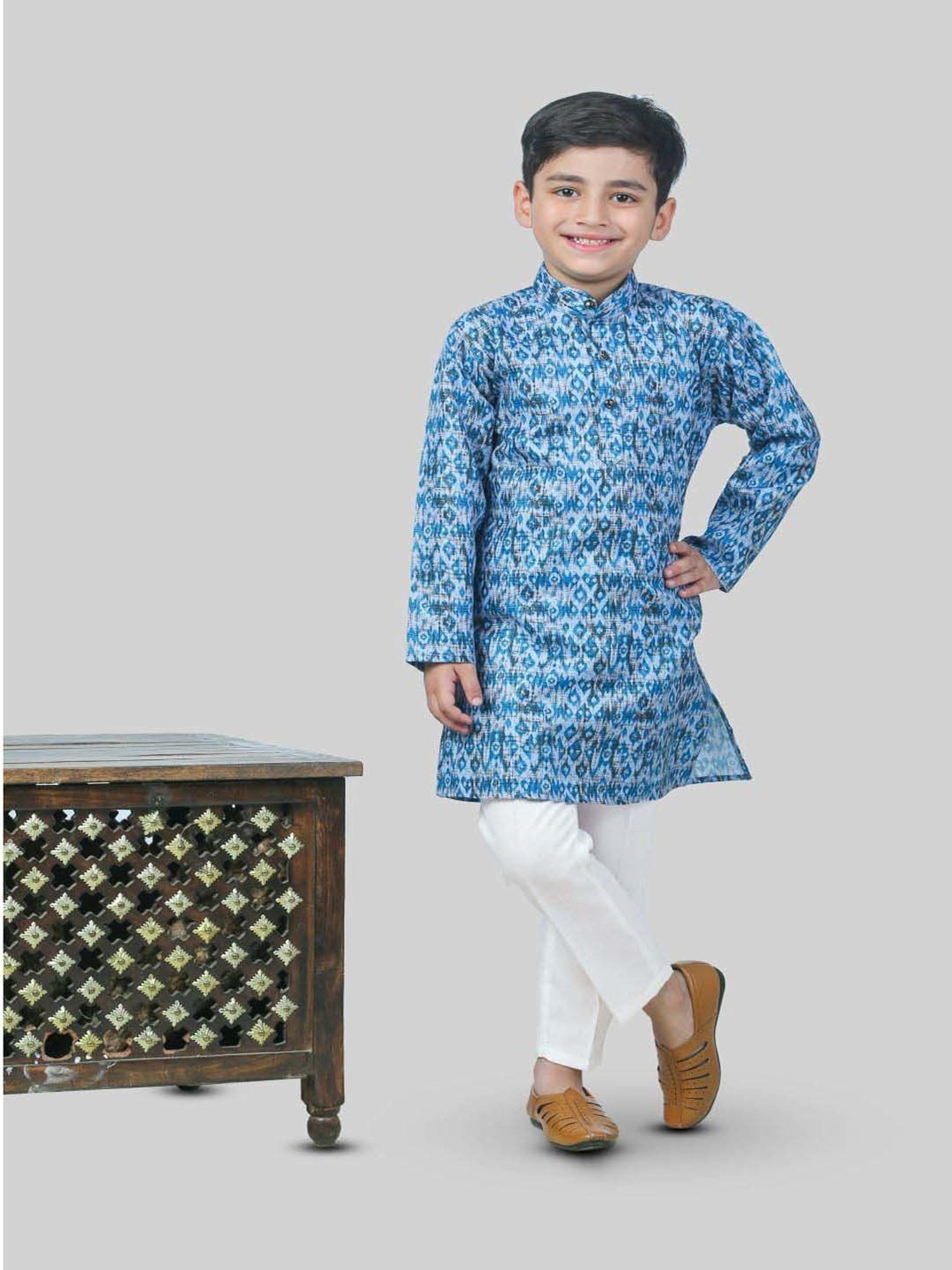Ahhaaaa Kids Blue & White Cotton Handloom Full Sleeves Kurta Set