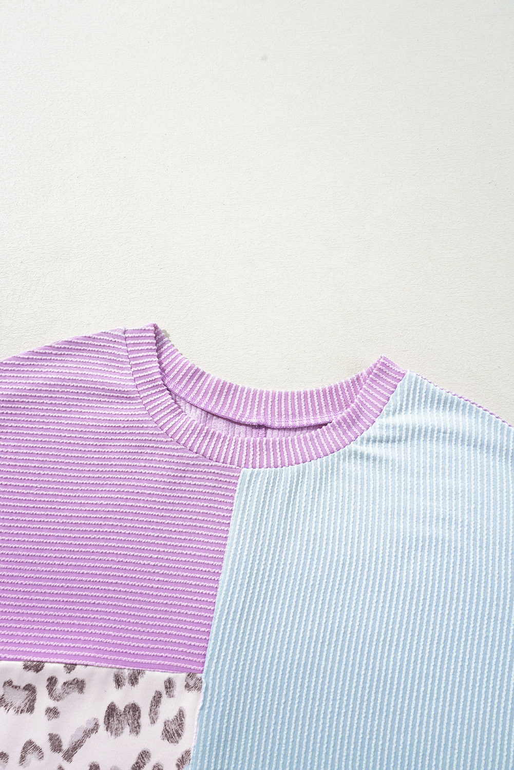 Rose Leopard Print V Neck Plus Size Tee