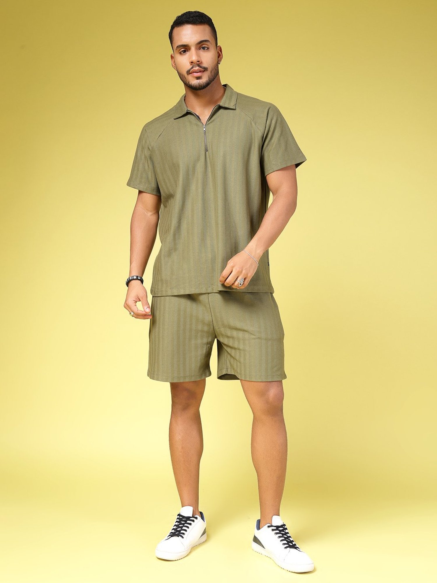 Rigo Olive Loose Fit T-Shirt & Shorts Set