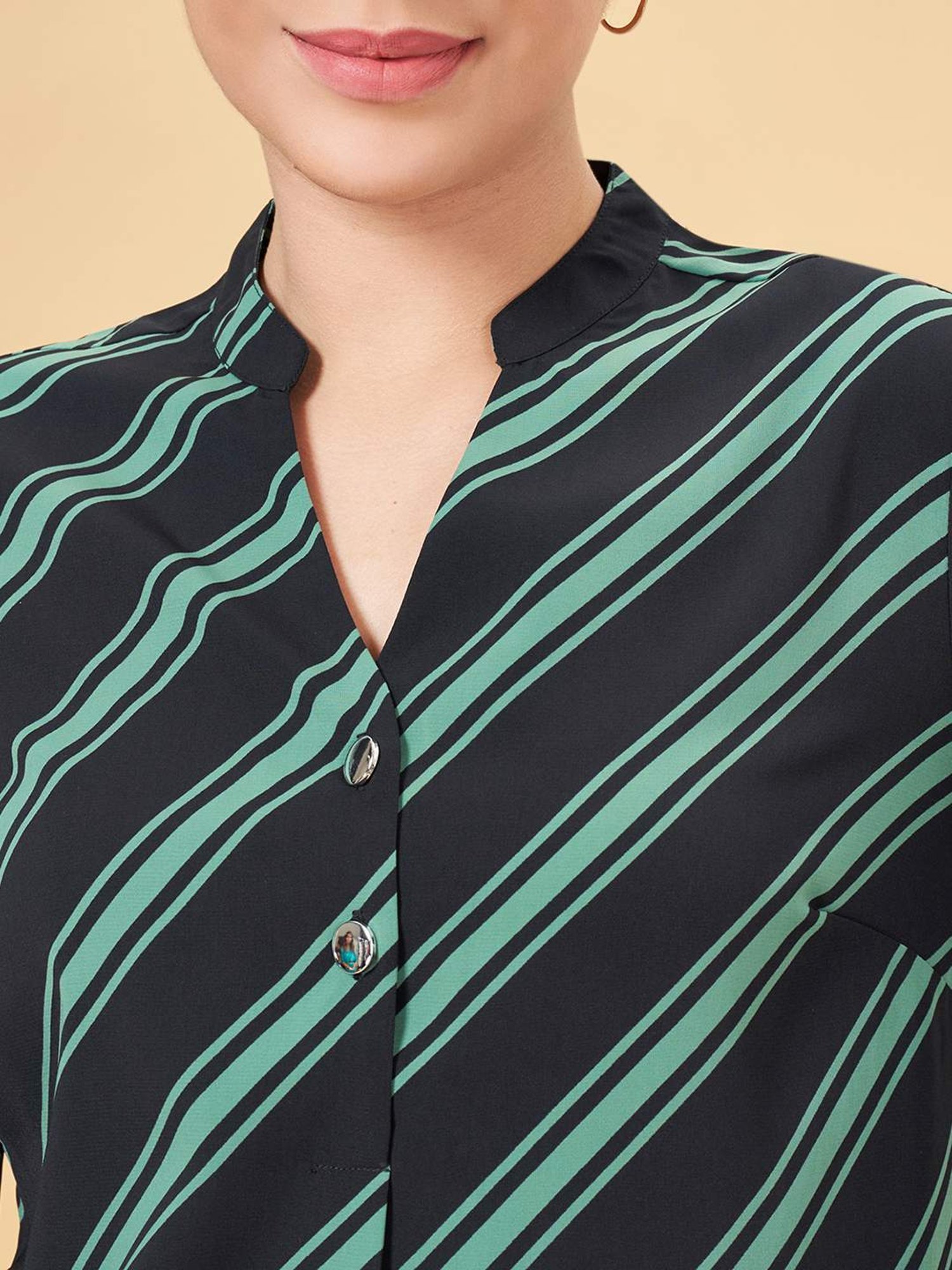 Annabelle by Pantaloons Black Striped Top