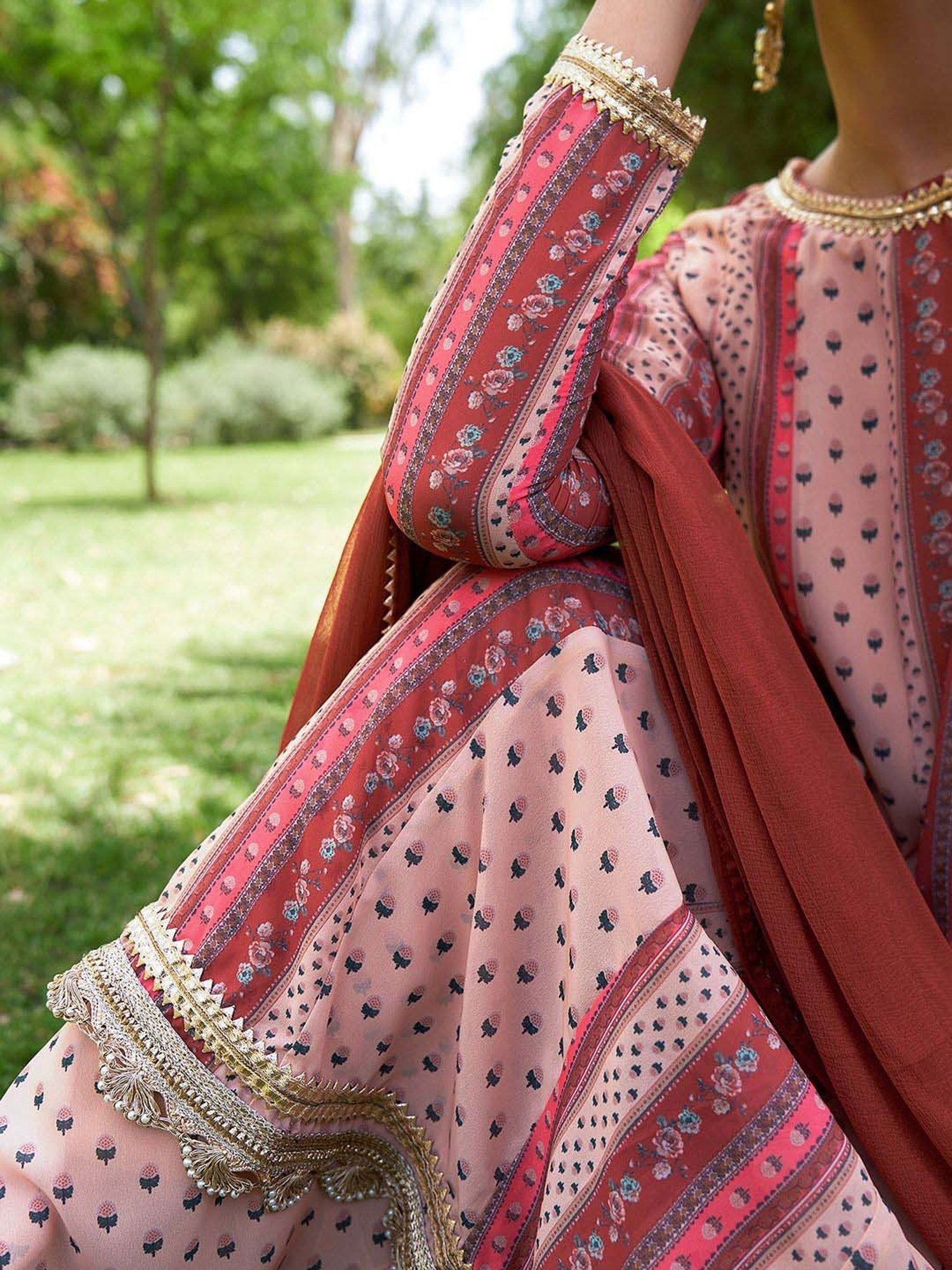 Janasya Peach Printed Kurti Sharara Set With Dupatta