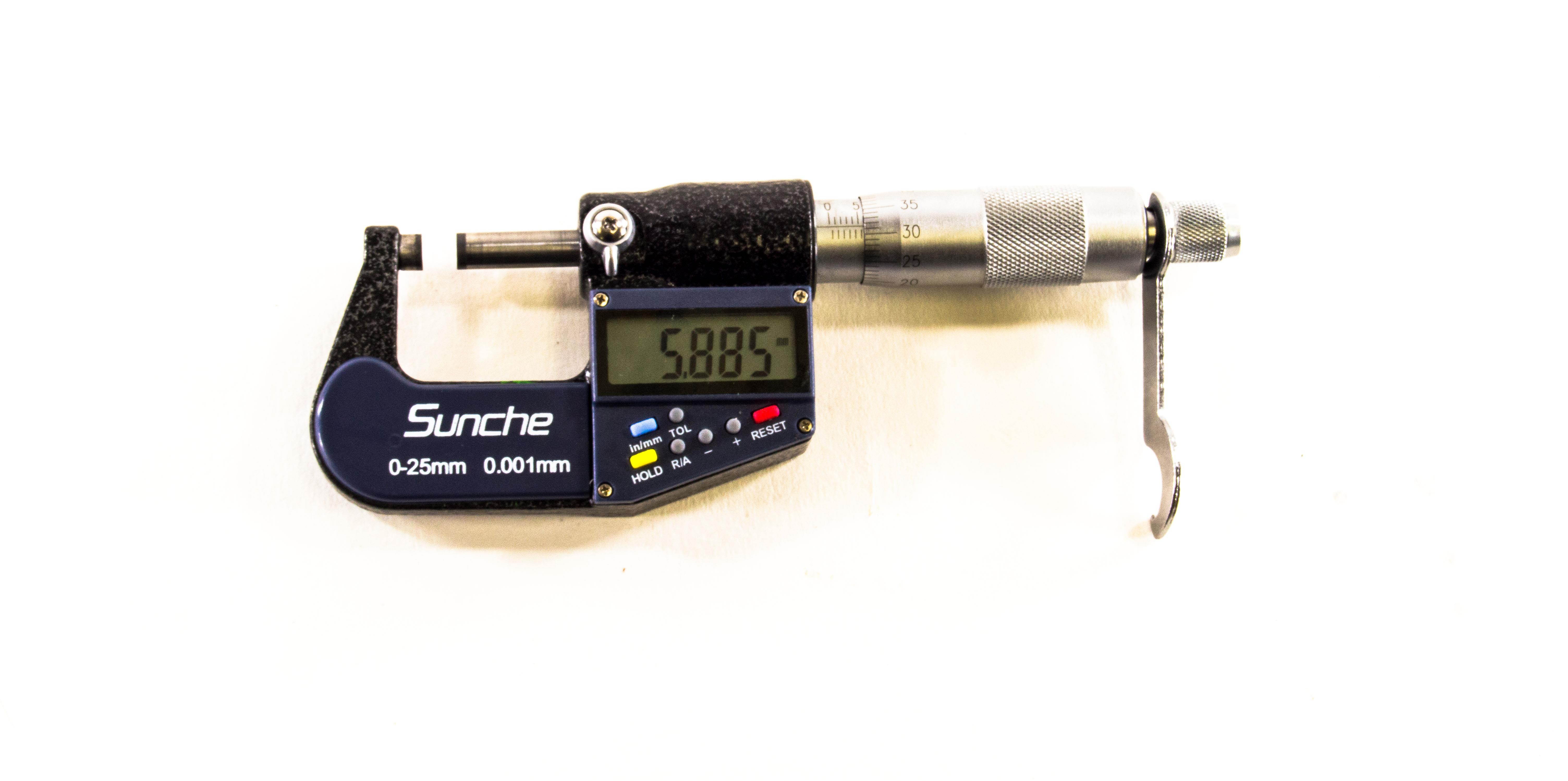 Digital Micrometer - 0-1" Range with LCD screen