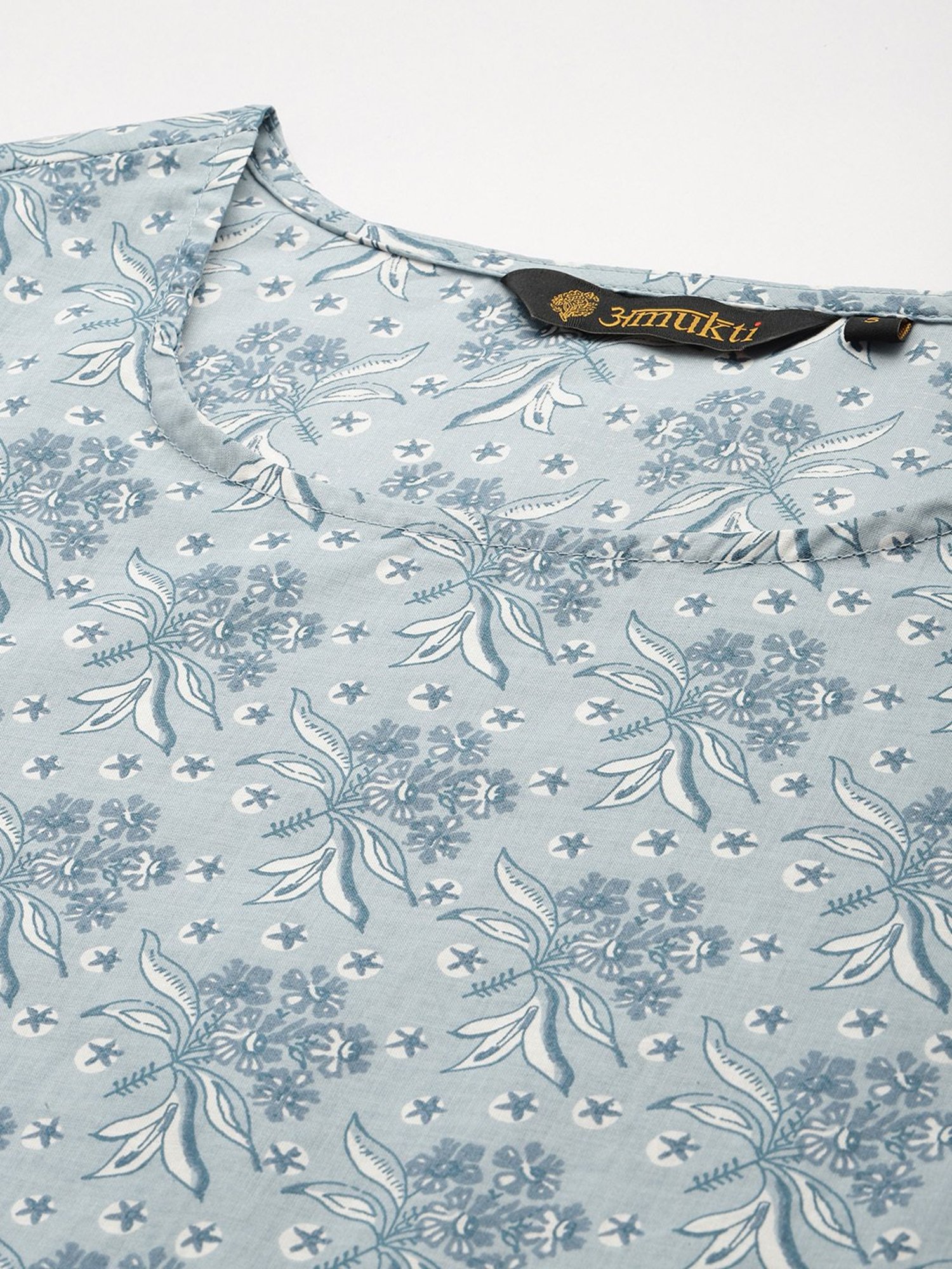 Amukti Blue Cotton Floral Print Straight Kurta