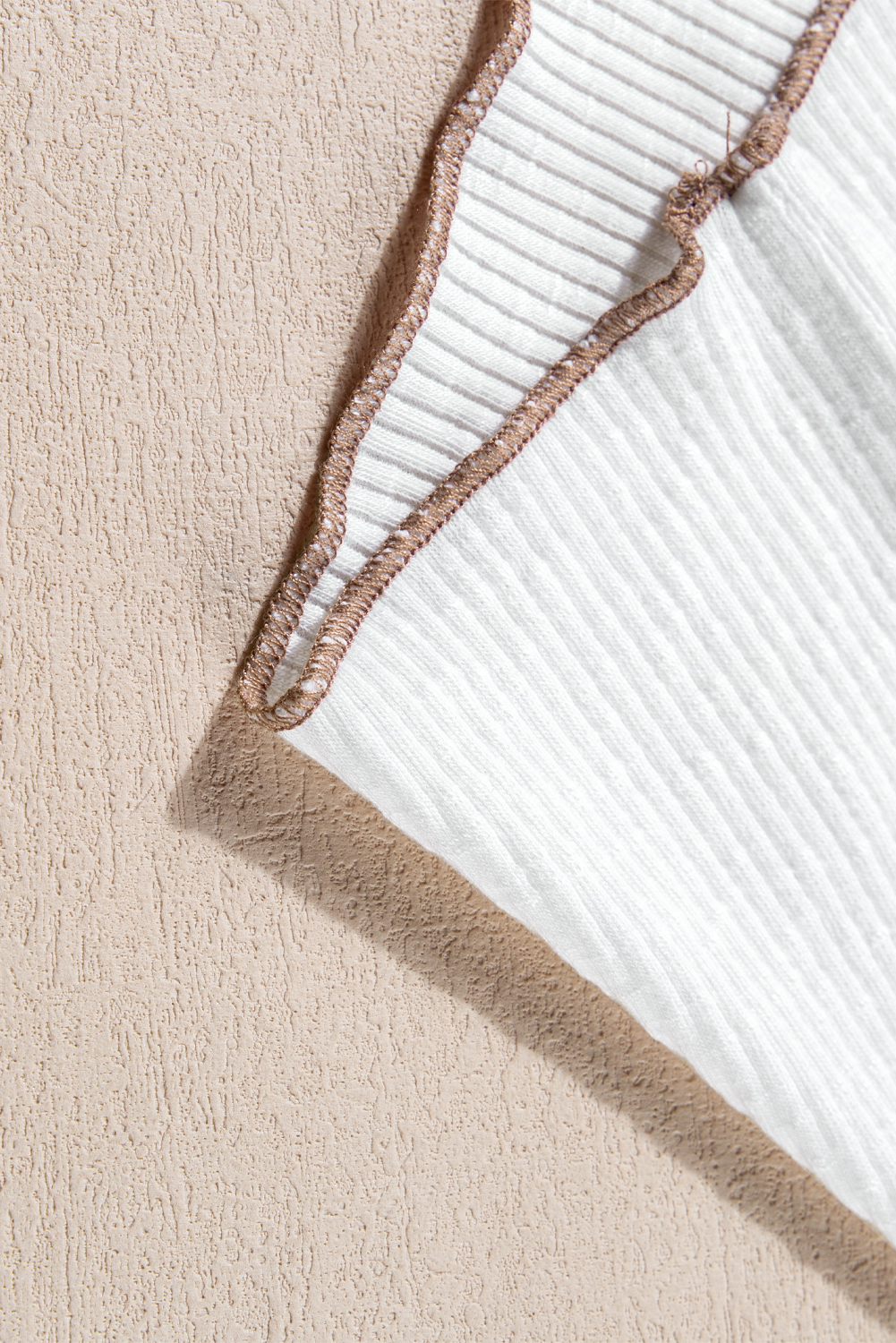 White Exposed Seam Ribbed Cropped Tank Top