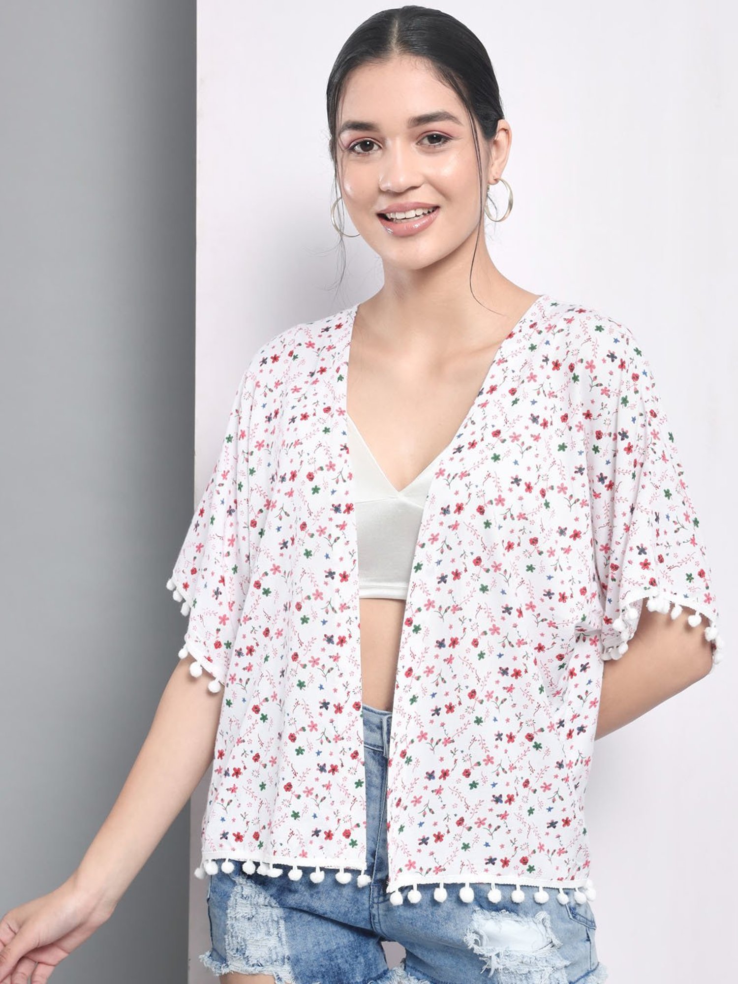 Mafadeny Black Striped Shrug