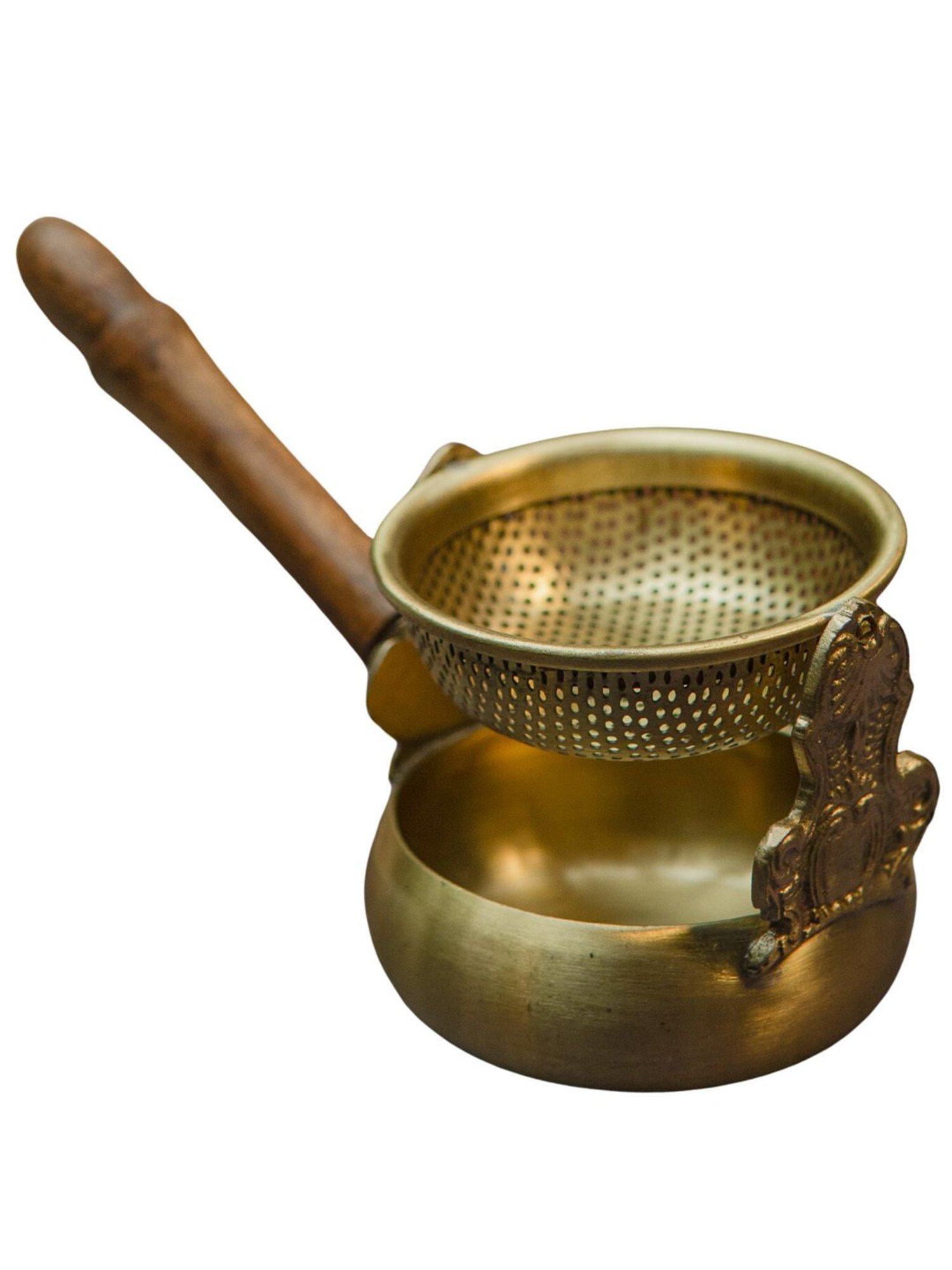 Ambi Exquisite Brass Swing Medium Sized Tea Strainer With Wooden Handle