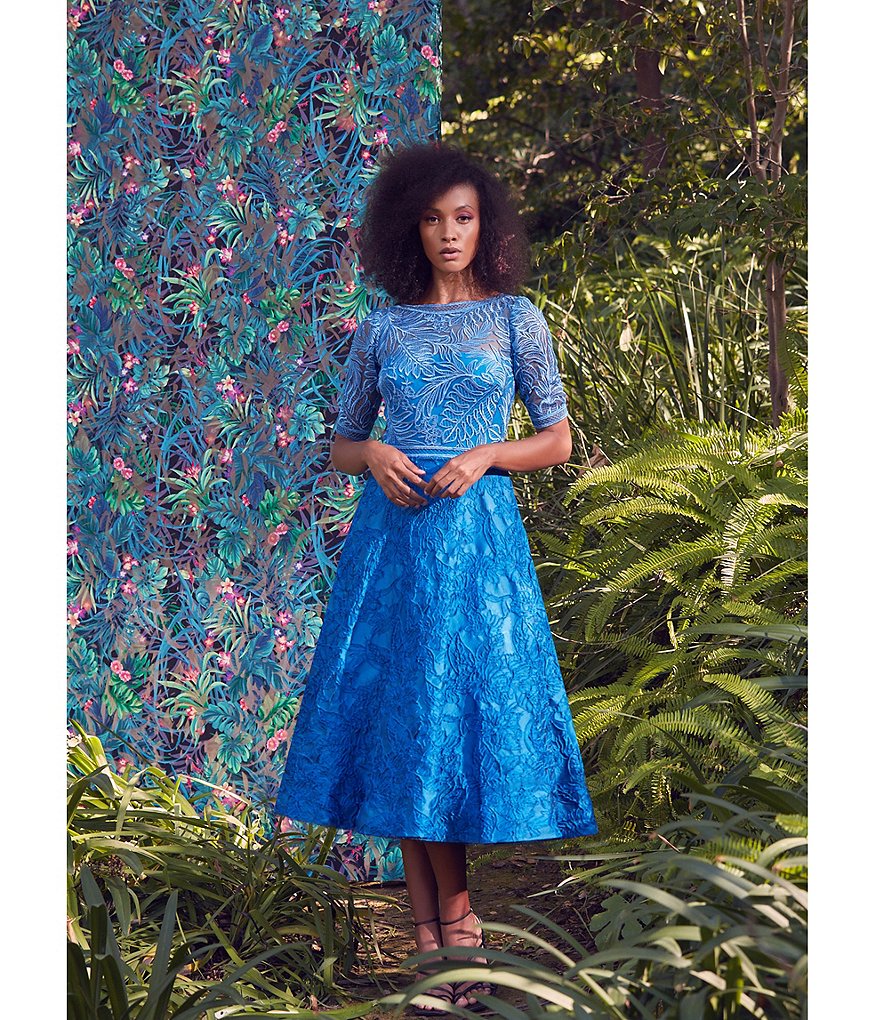 Tadashi Shoji Mixed Media Lace Bodice Boat Neck 3/4 Sleeve Midi Dress