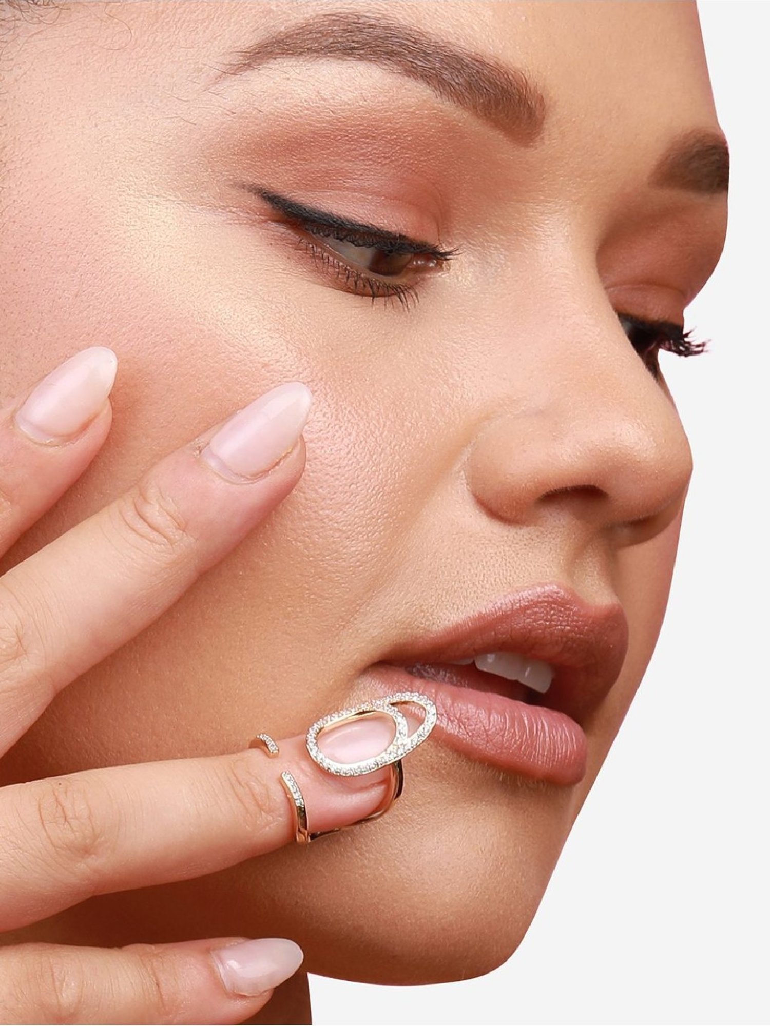 Sohi Gold-Plated Statement Finger Ring