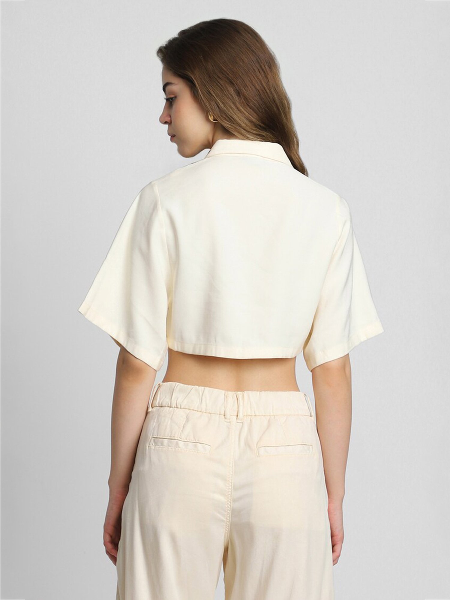 Forever 21 Cream Regular Fit Crop Top