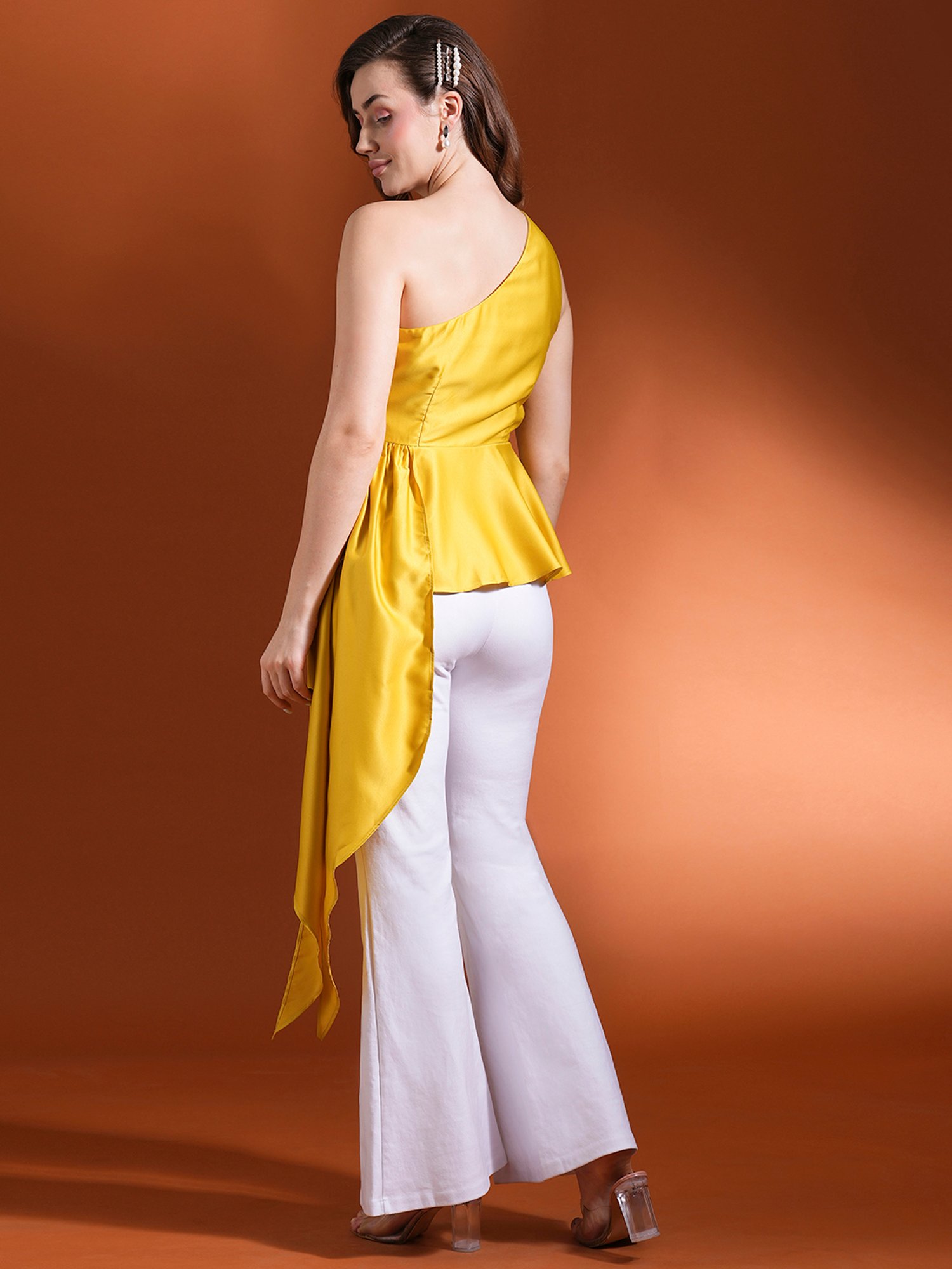 Globus Yellow Peplum Top