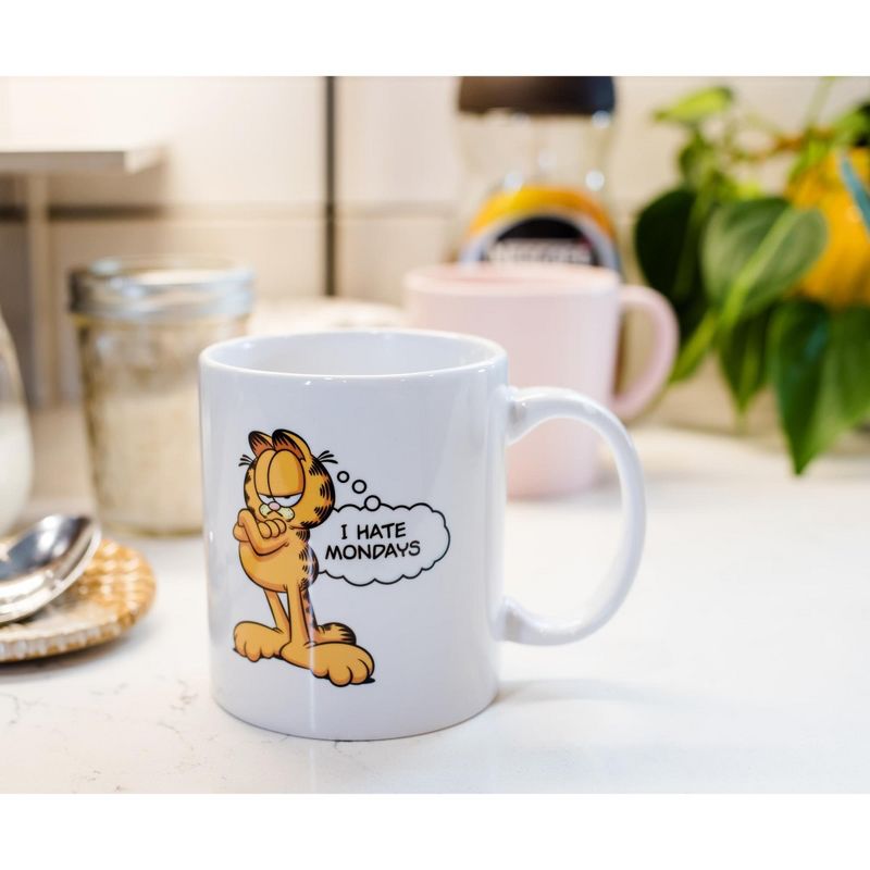 Surreal Entertainment Garfield "I Hate Mondays" Ceramic Mug Exclusive | Holds 11 Ounces