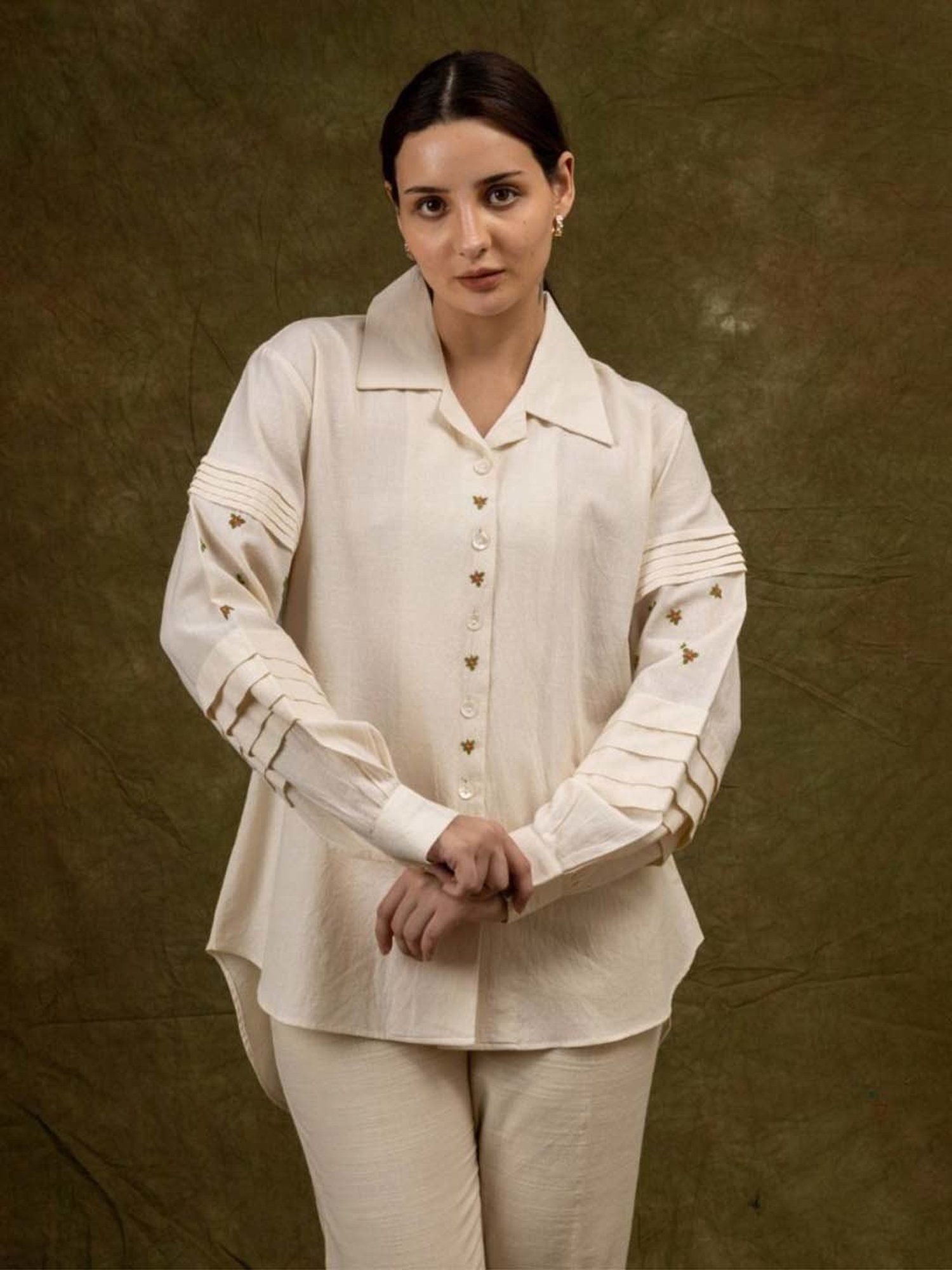 Mushio Off White Carla Floral Hand Embroidered Shirt