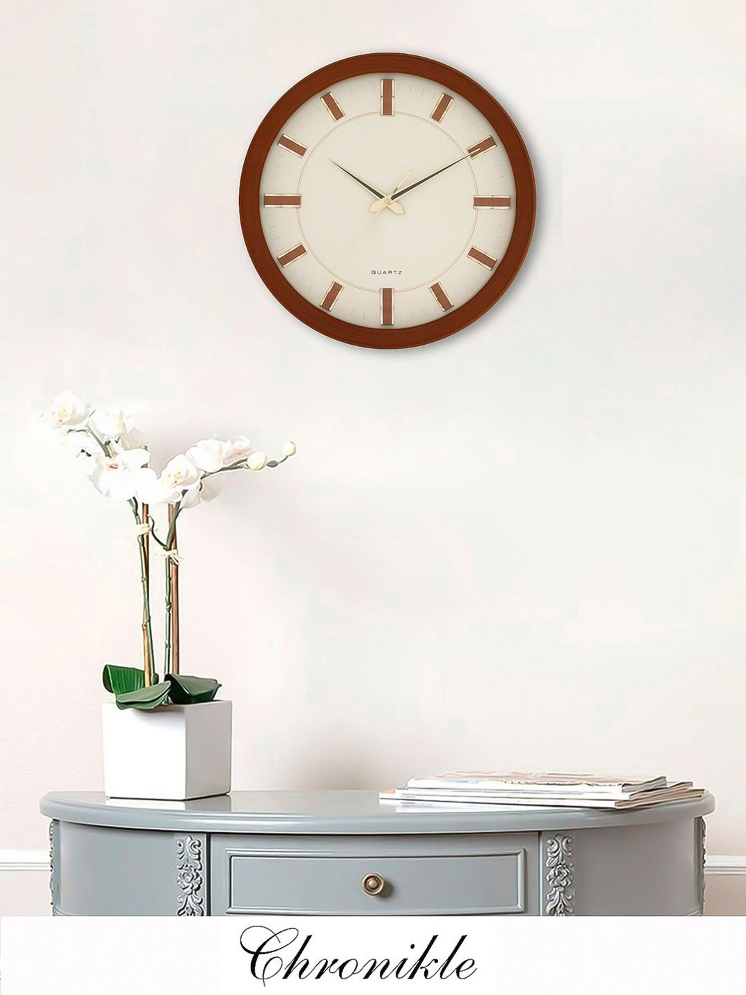 CHRONIKLE Classic Round Brown Wood Wall Clock