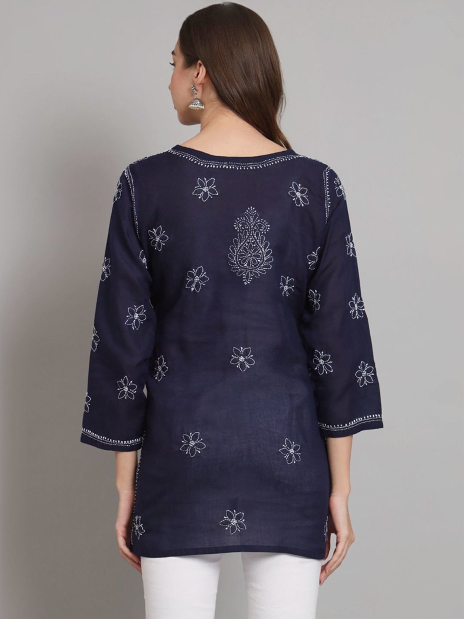 PARAMOUNT CHIKAN Navy Cotton Hand Embroidered Chikankari Straight Kurti