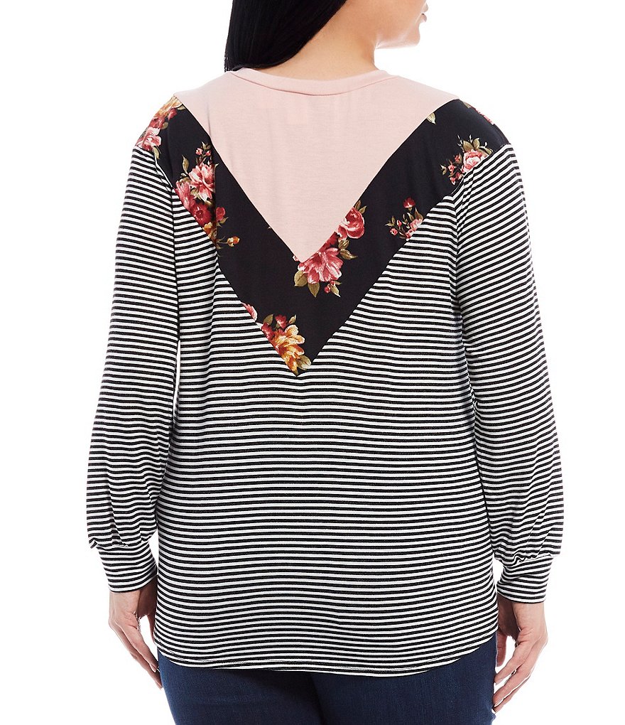 Jessica Simpson Plus Size JJ Red Dahlia Moroccan Border Print Fringe Hem Kimono Jacket