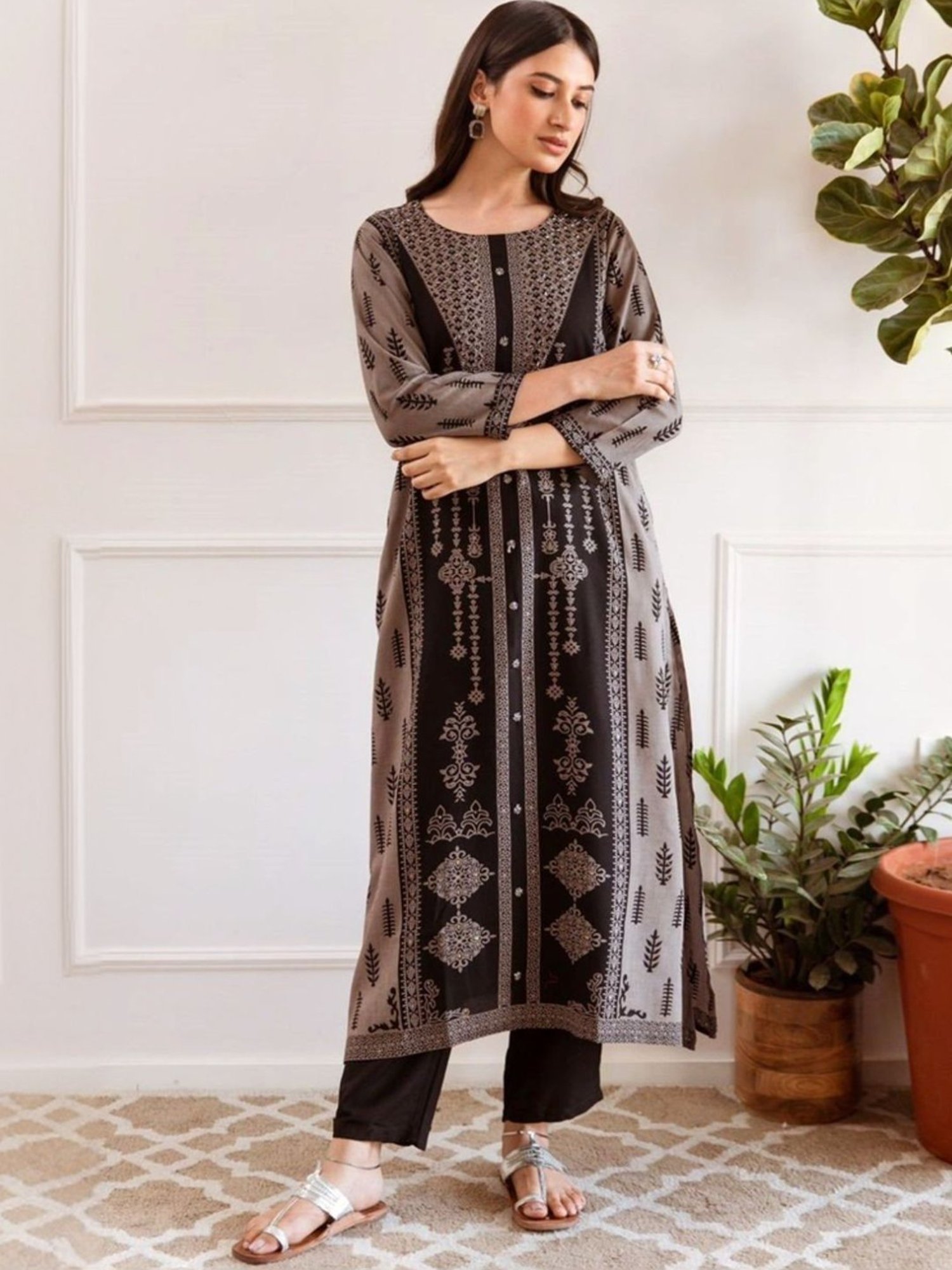 Autumnlane Black Jagdeep Onyx Printed Kurta with Pant