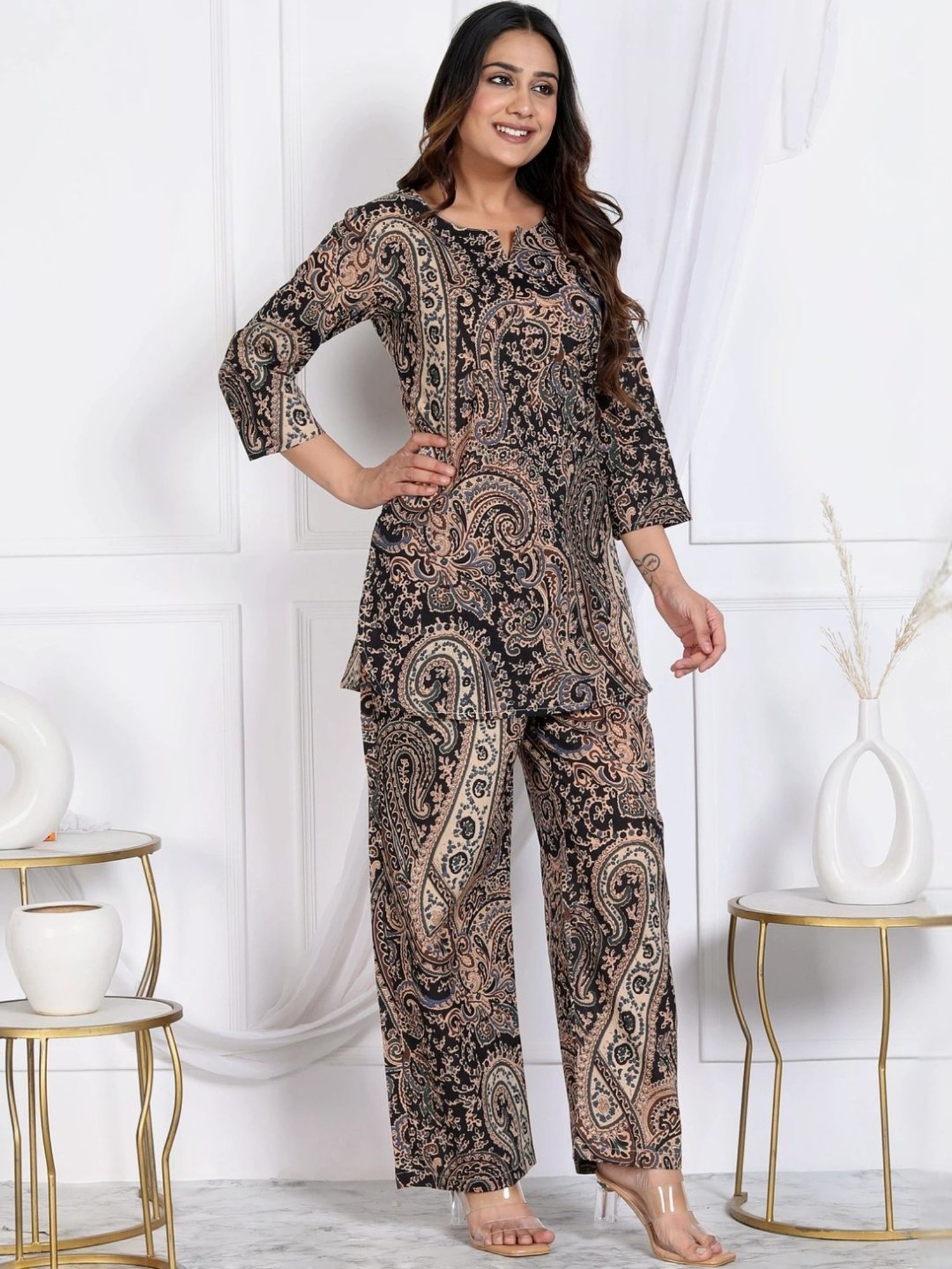 Kaftanize Black Paisley Printed Short Tunic with Pant